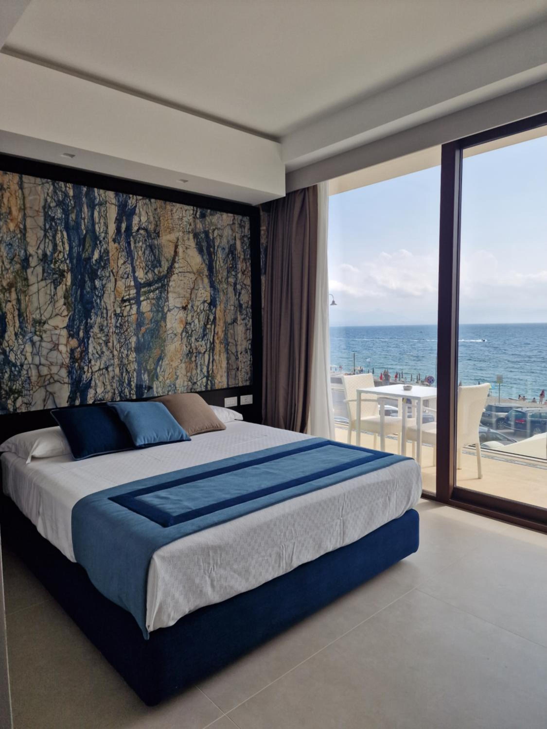 Superior Double Room with Sea View photo 1