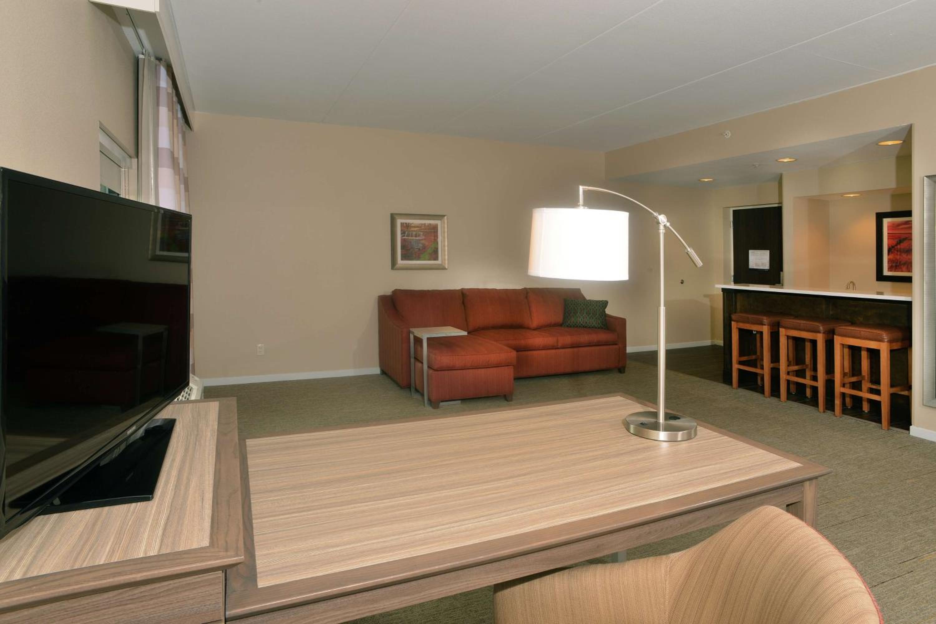 Queen Studio Suite with Two Queen Beds - Non-Smoking