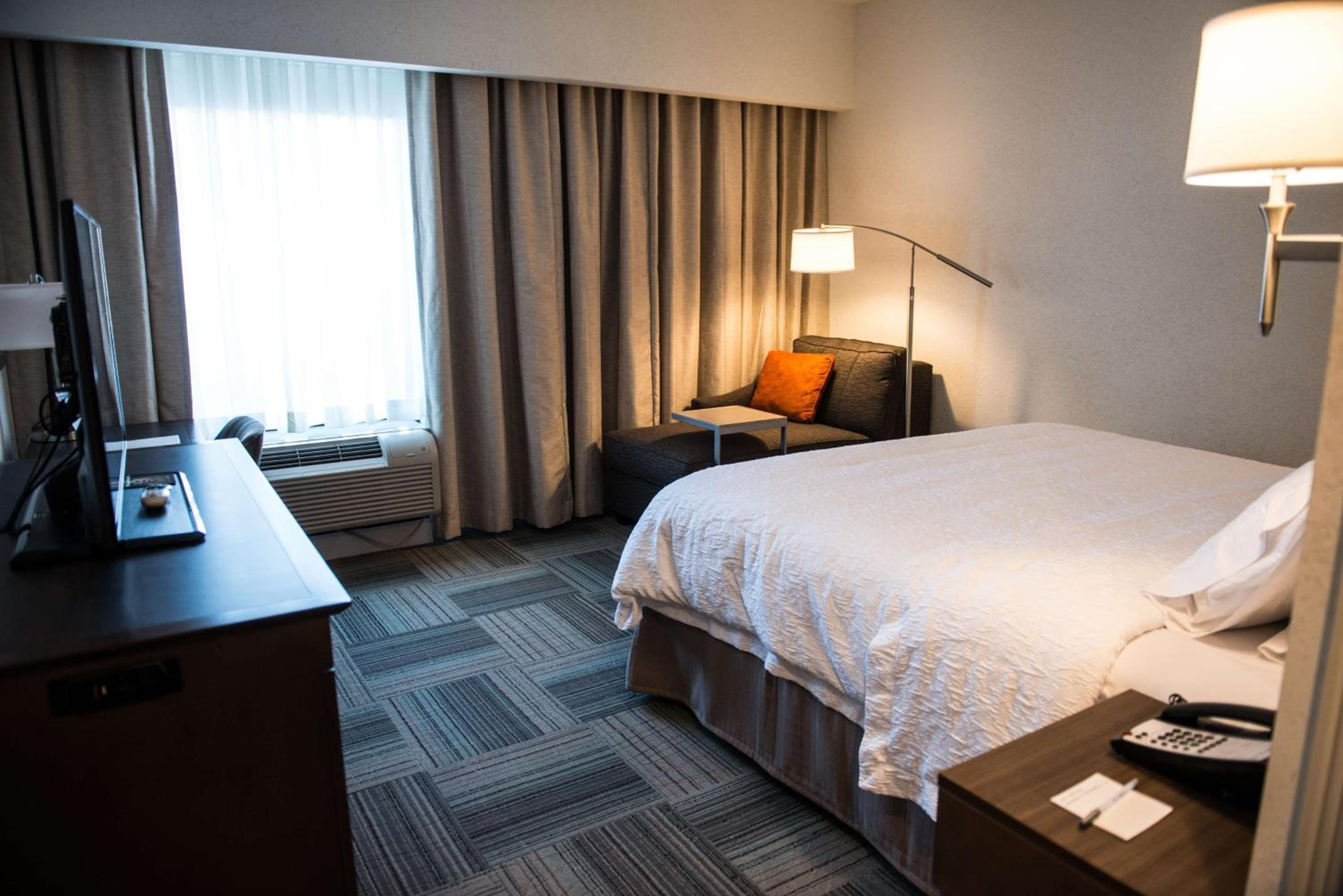 King Room - Non-Smoking