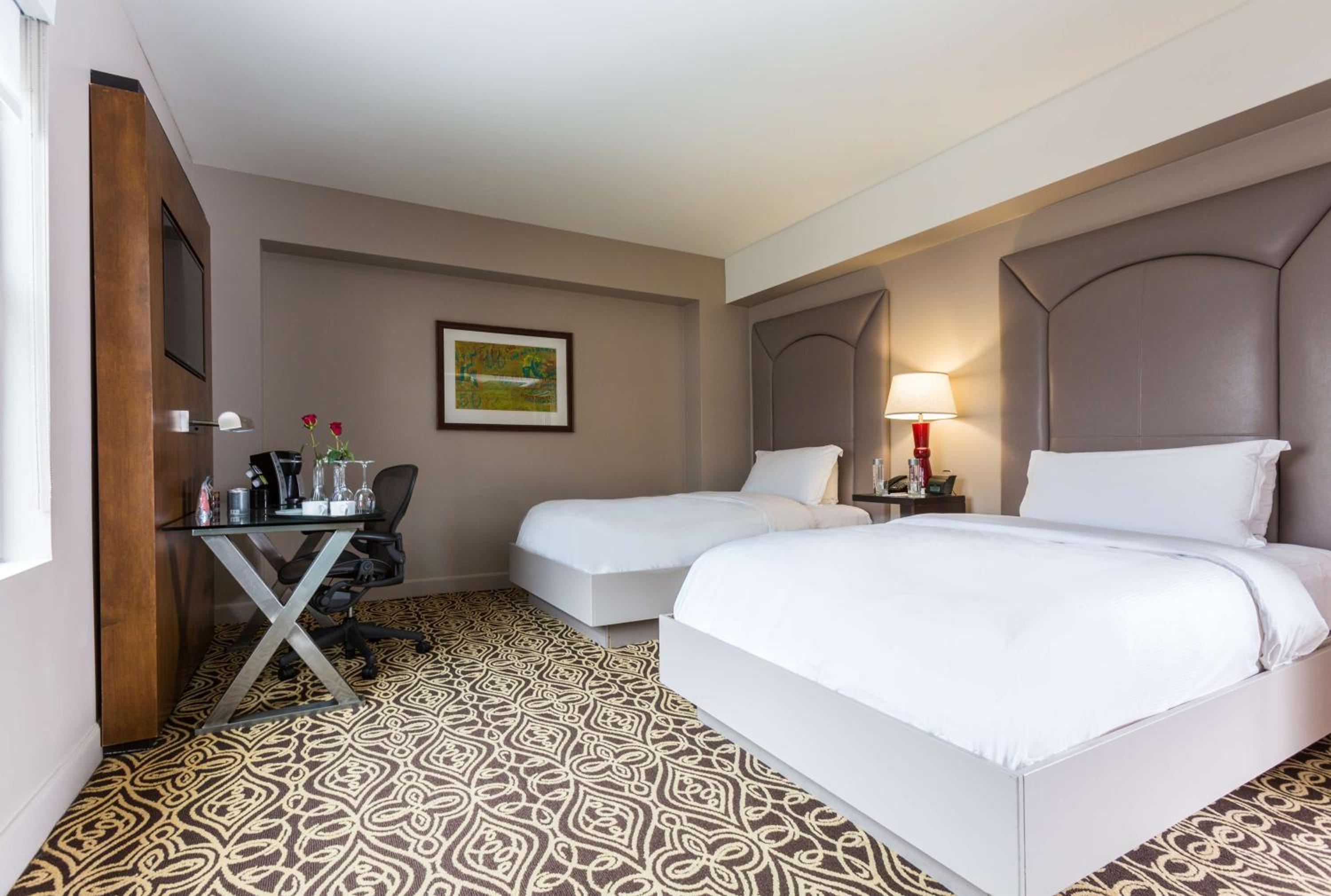 Double Room with Two Double Beds - Photo 1