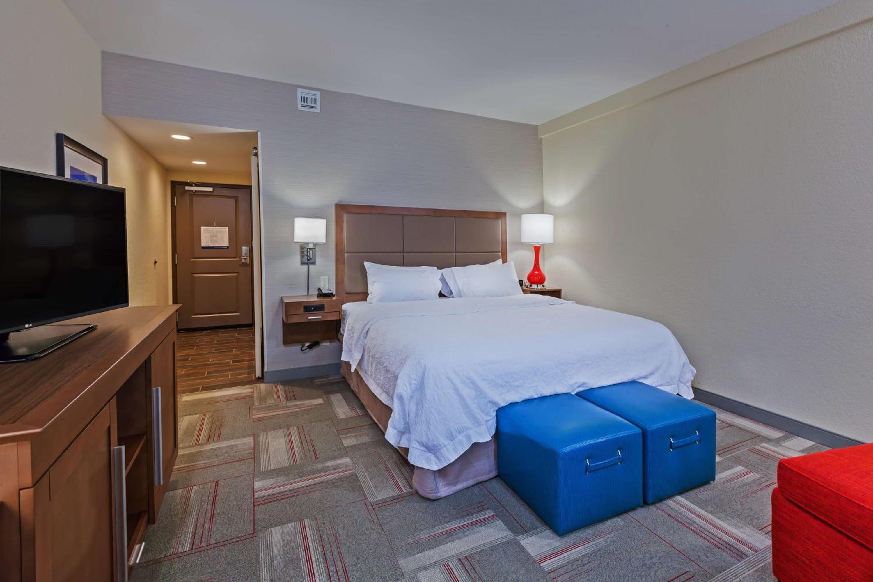 King Room - Non-Smoking