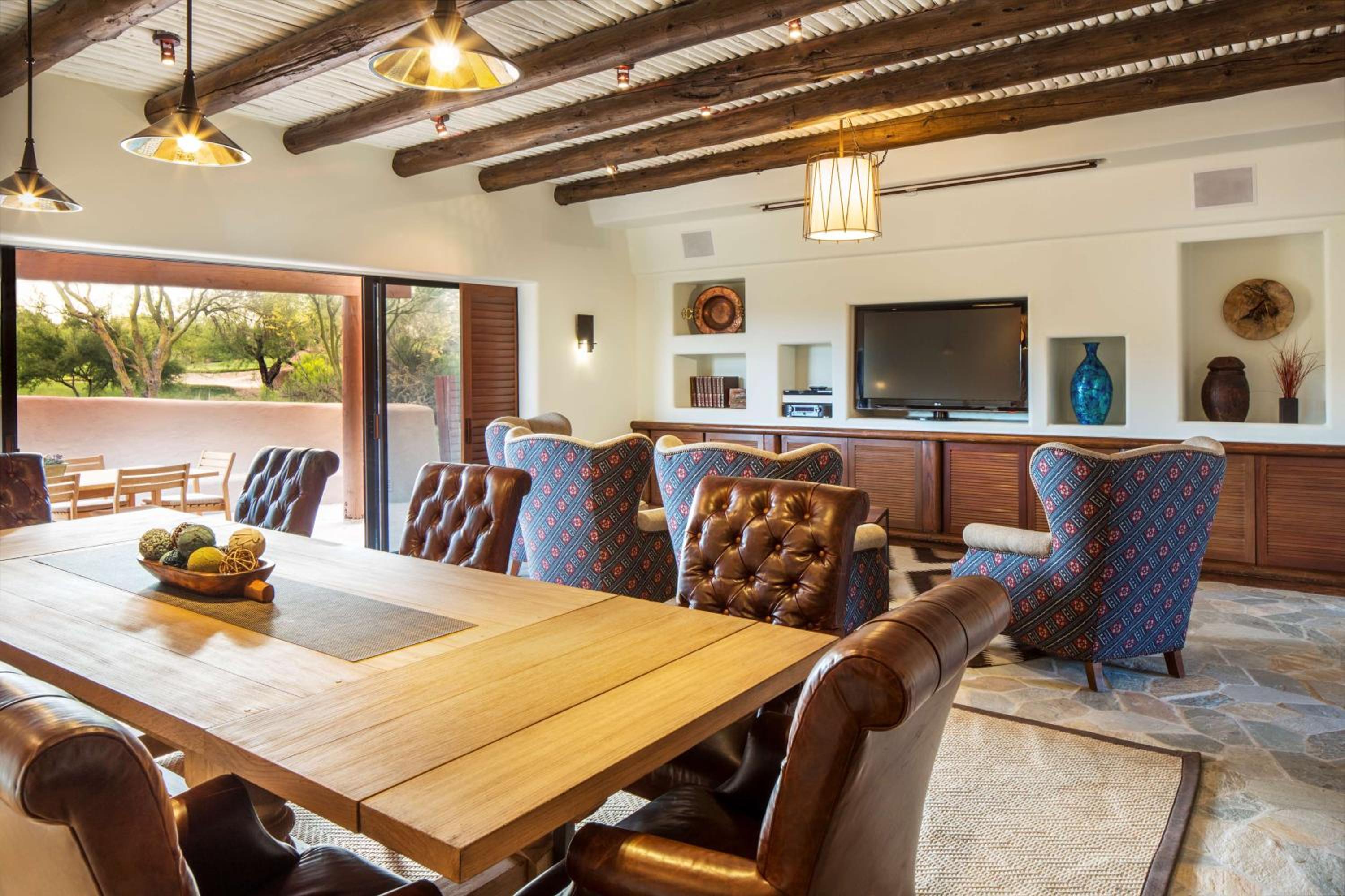 Executive King Suite - Photo 4