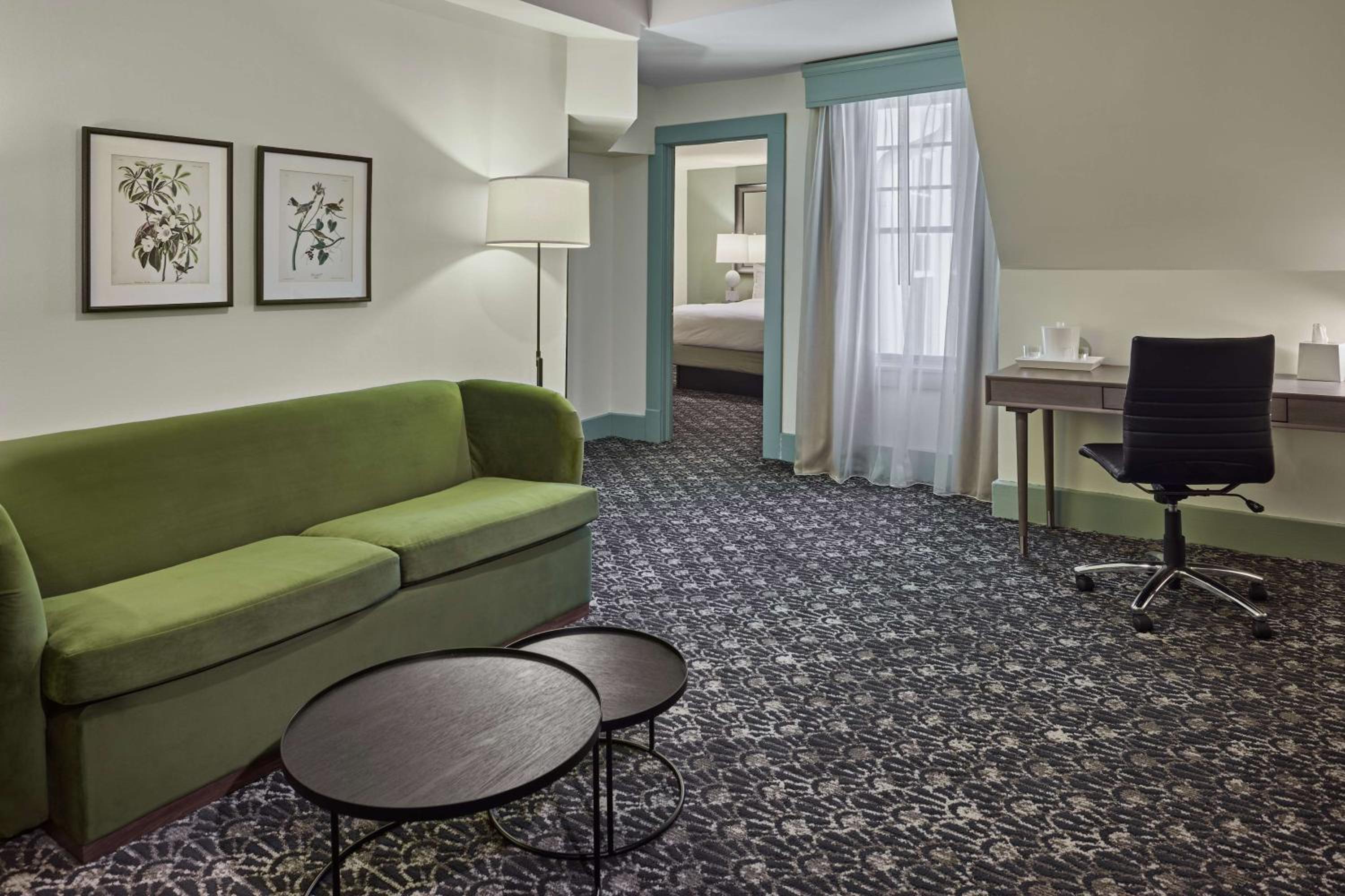 One-Bedroom King Suite with Sofa Bed - Photo 5