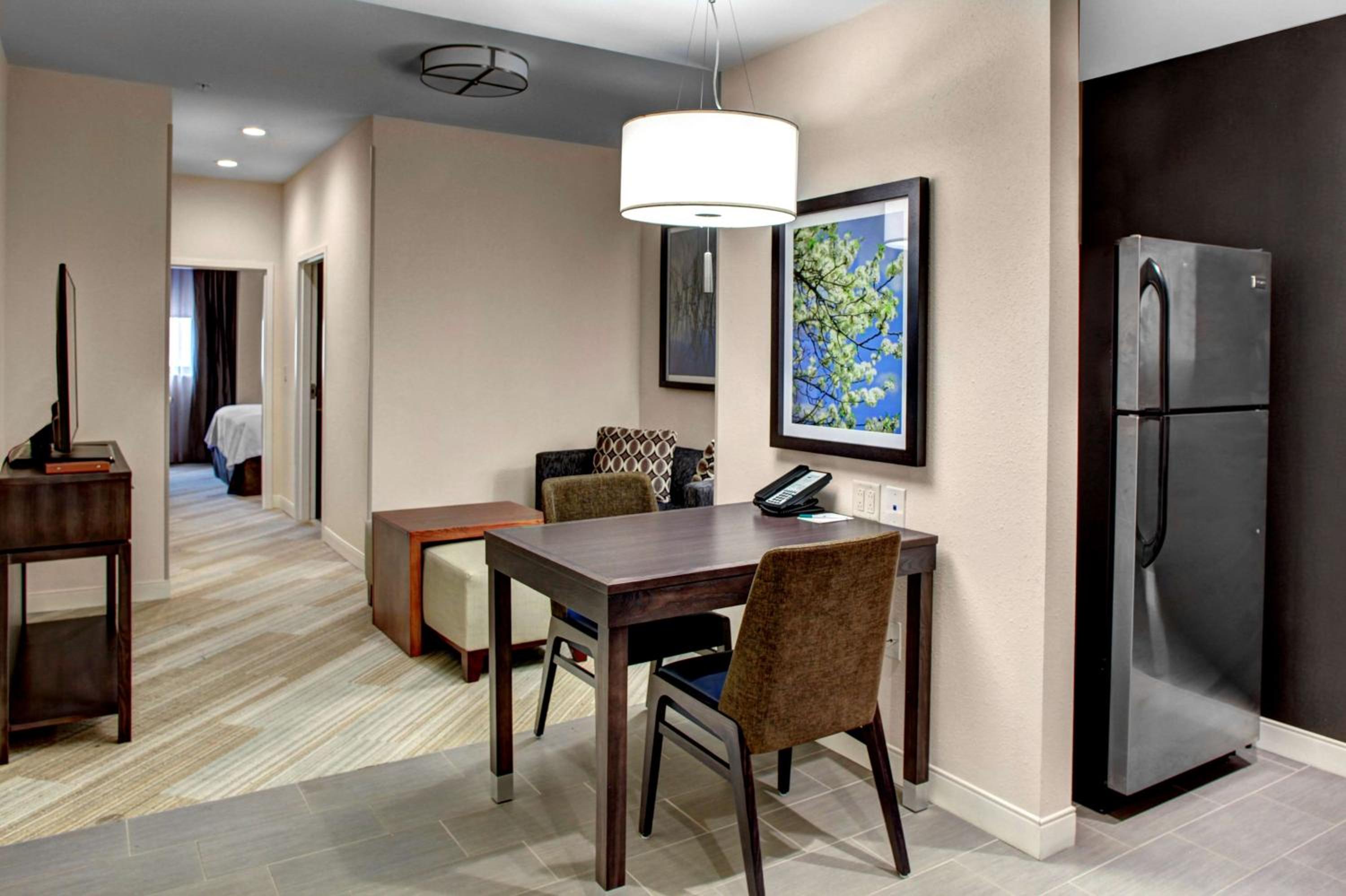 King Suite - Hearing Access/Non-Smoking photo 1