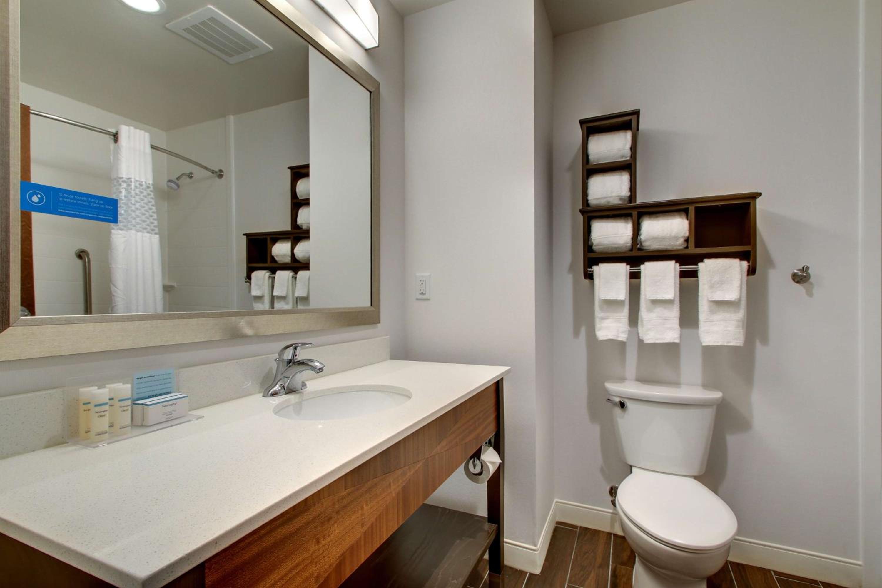 King Studio Suite - Non Smoking photo 2
