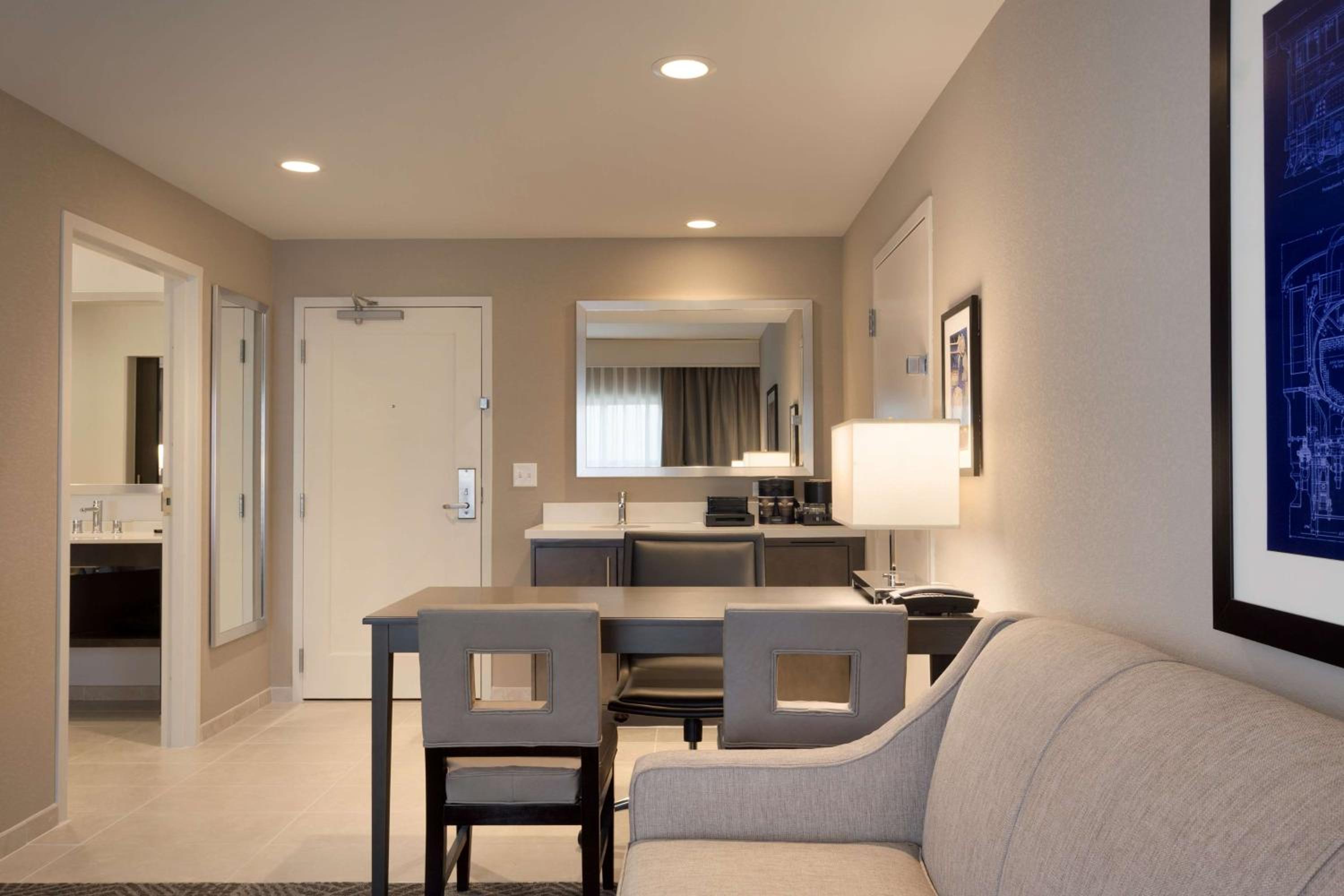 Two-Bedroom King Suite photo 1