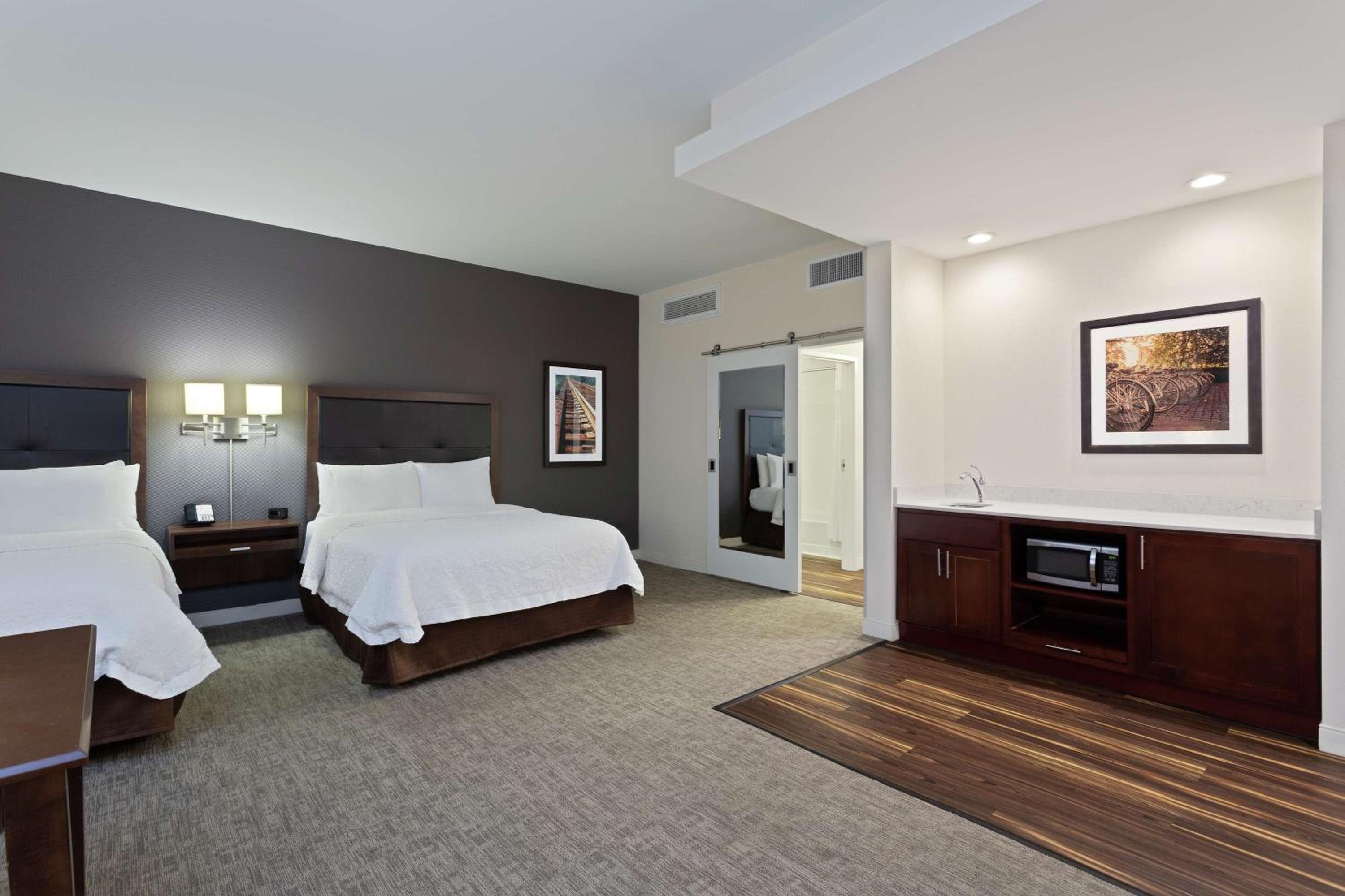 Queen Studio Suite with Two Queen Beds - Non-Smoking