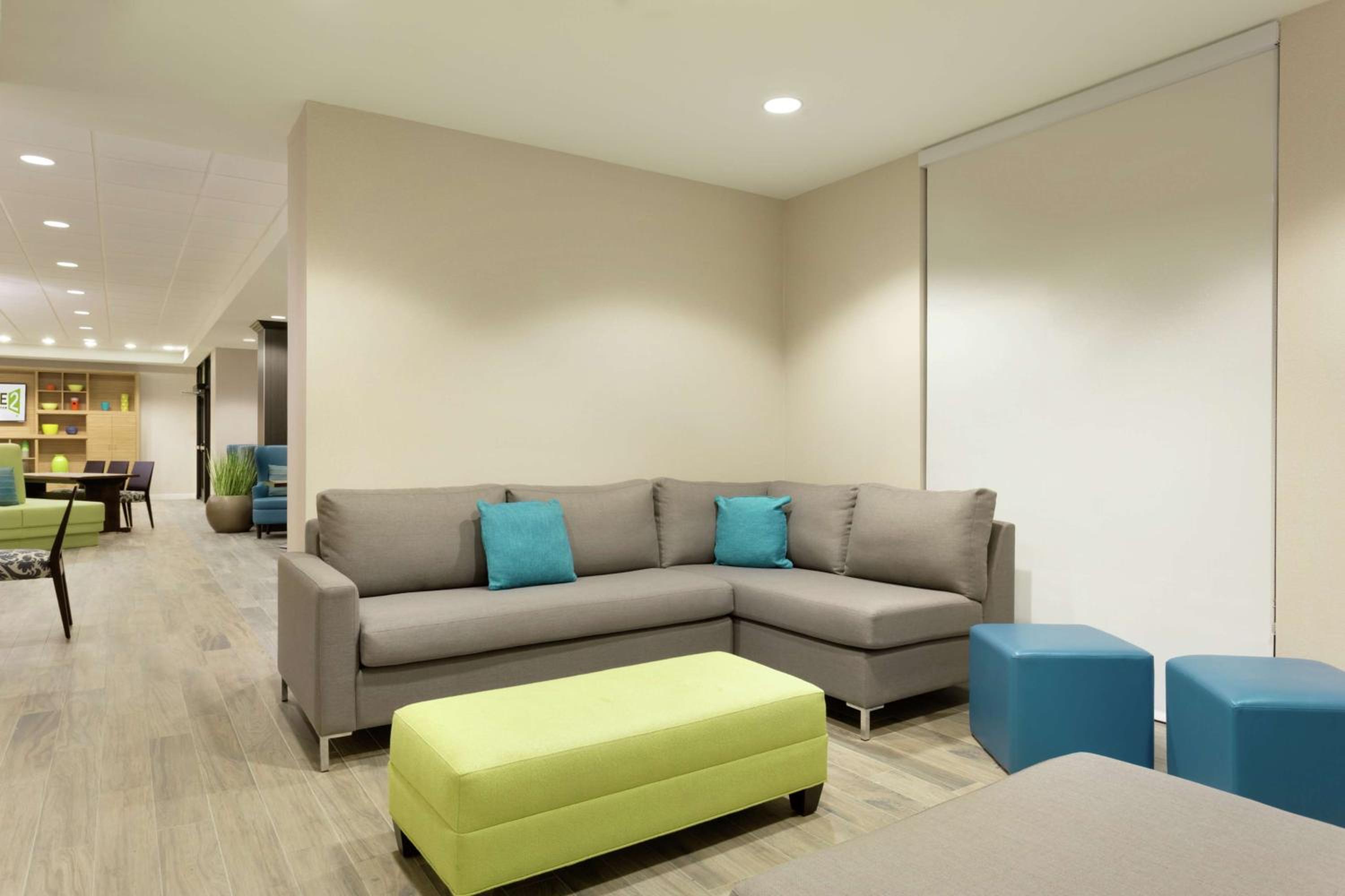 One-Bedroom King Suite - Non-Smoking photo 3