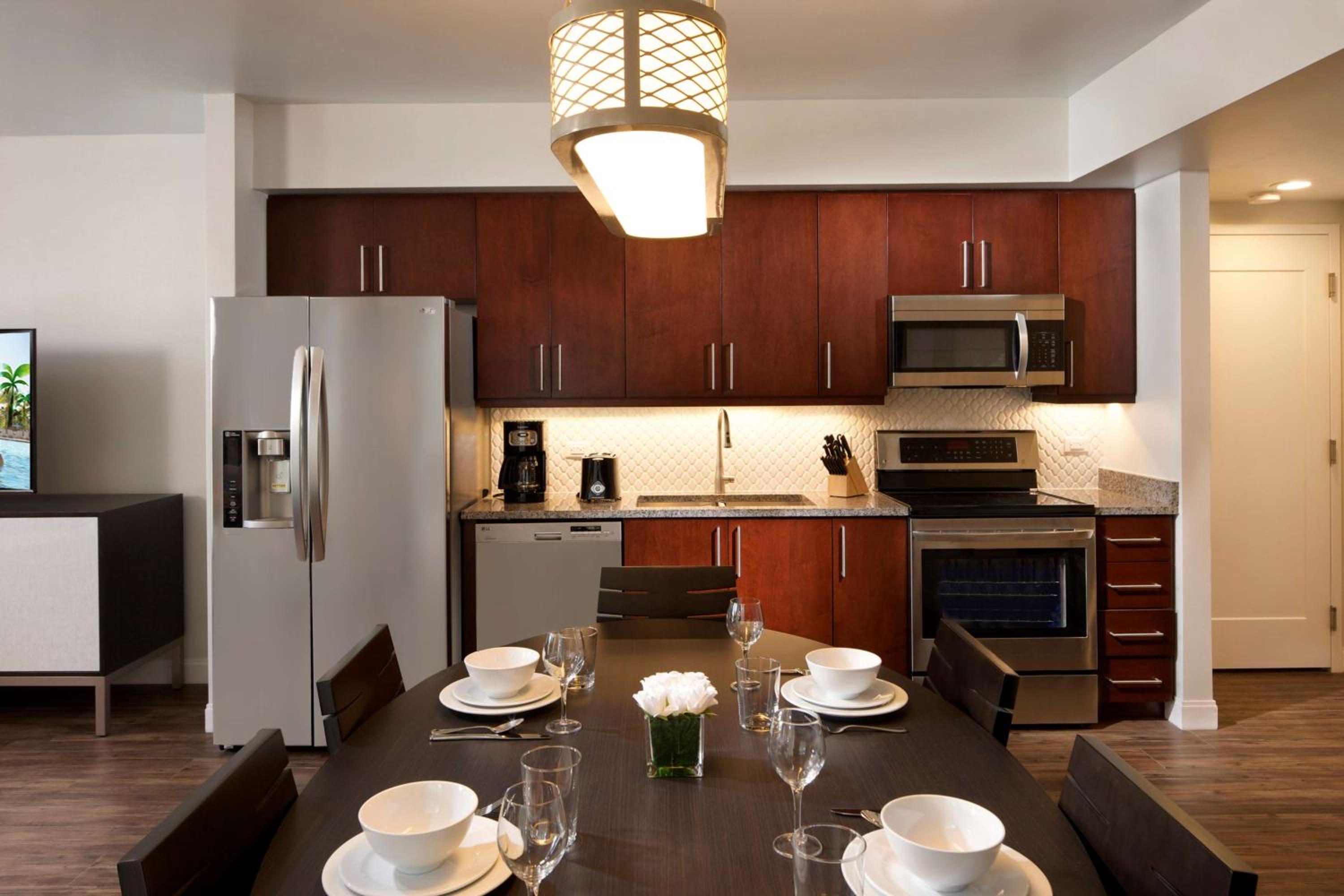 Two-Bedroom Suite with Sofa Bed and Kitchen thumbnail 5