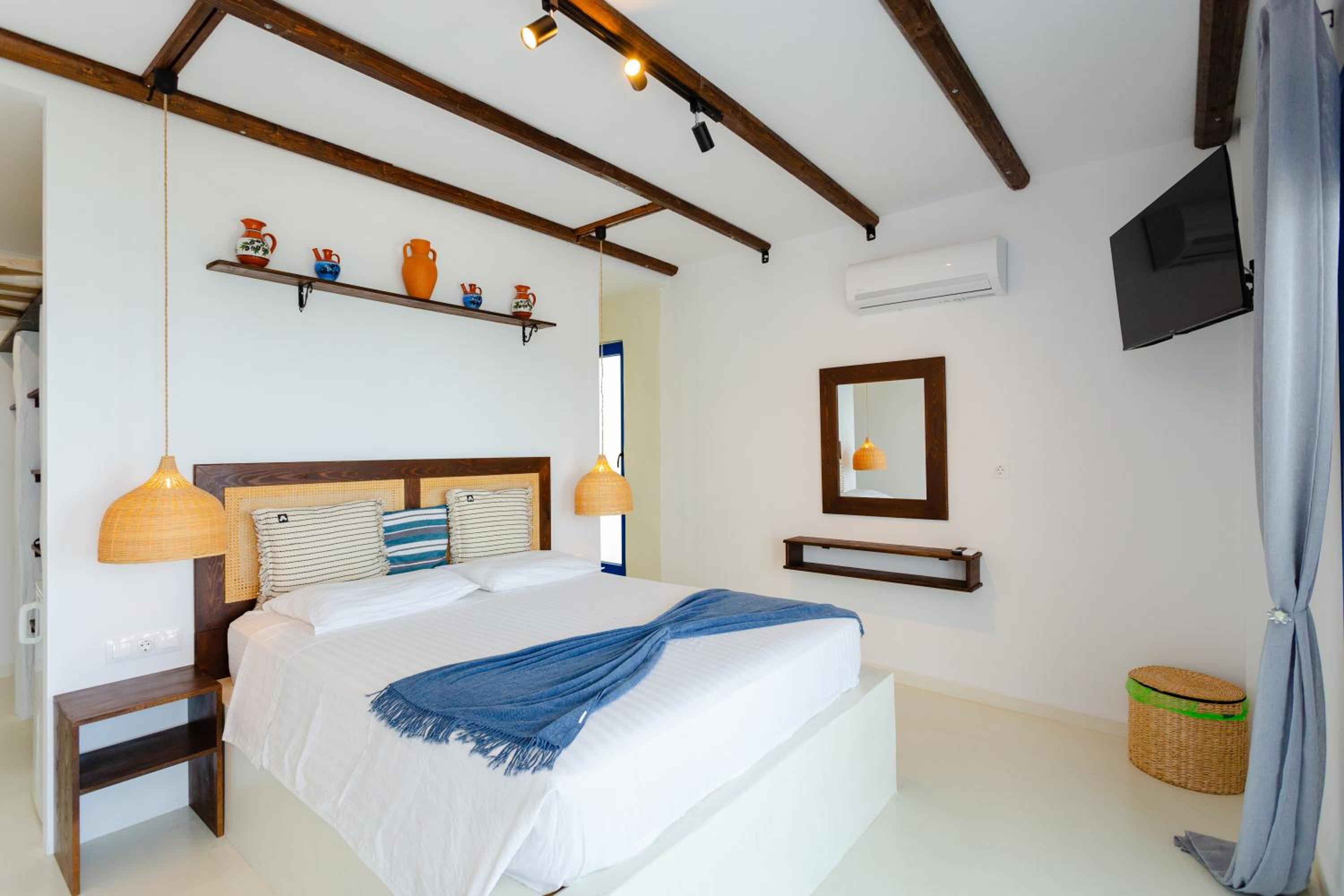 King Suite with Sea View photo 2