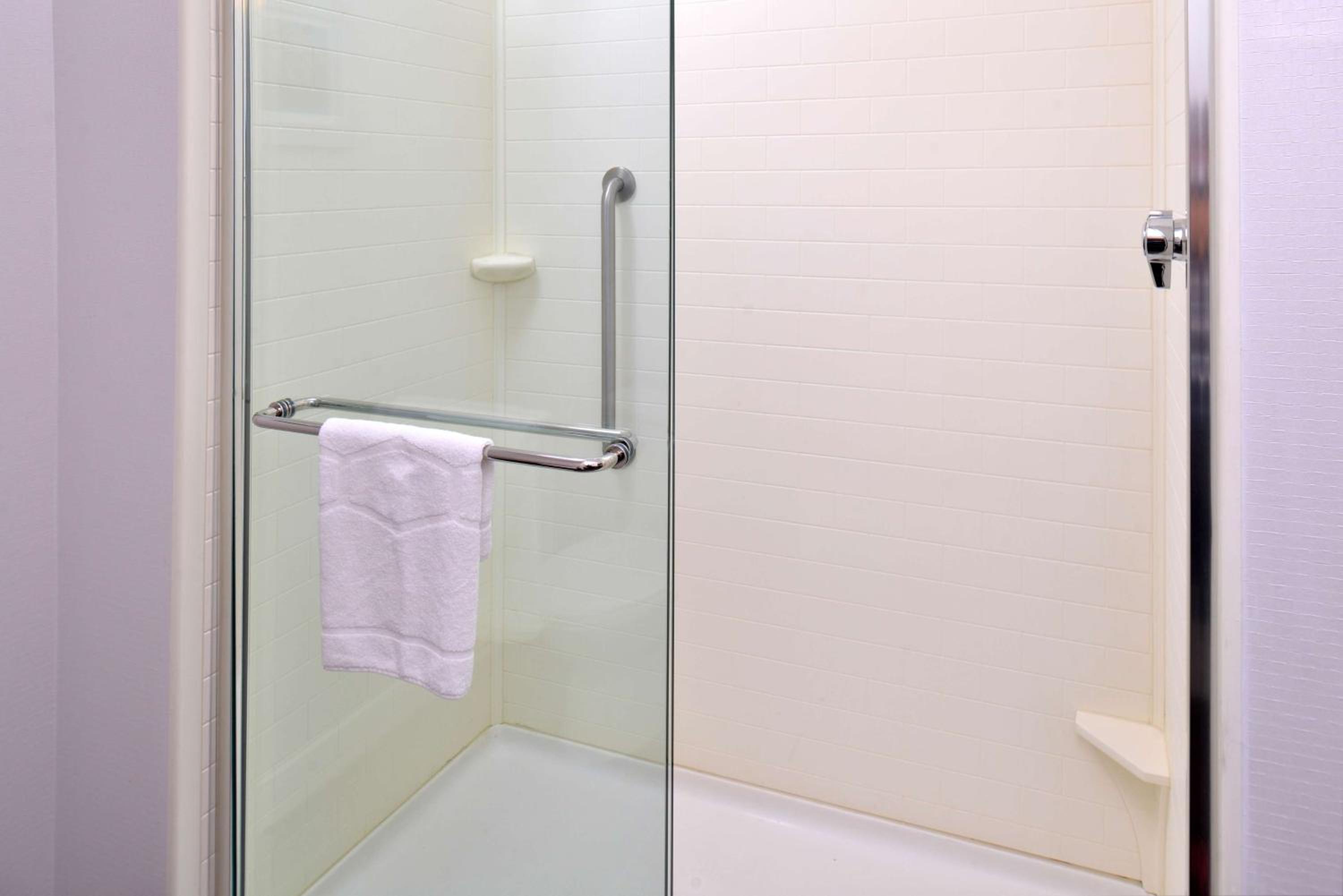 King Studio Suite - Non Smoking - Photo 3