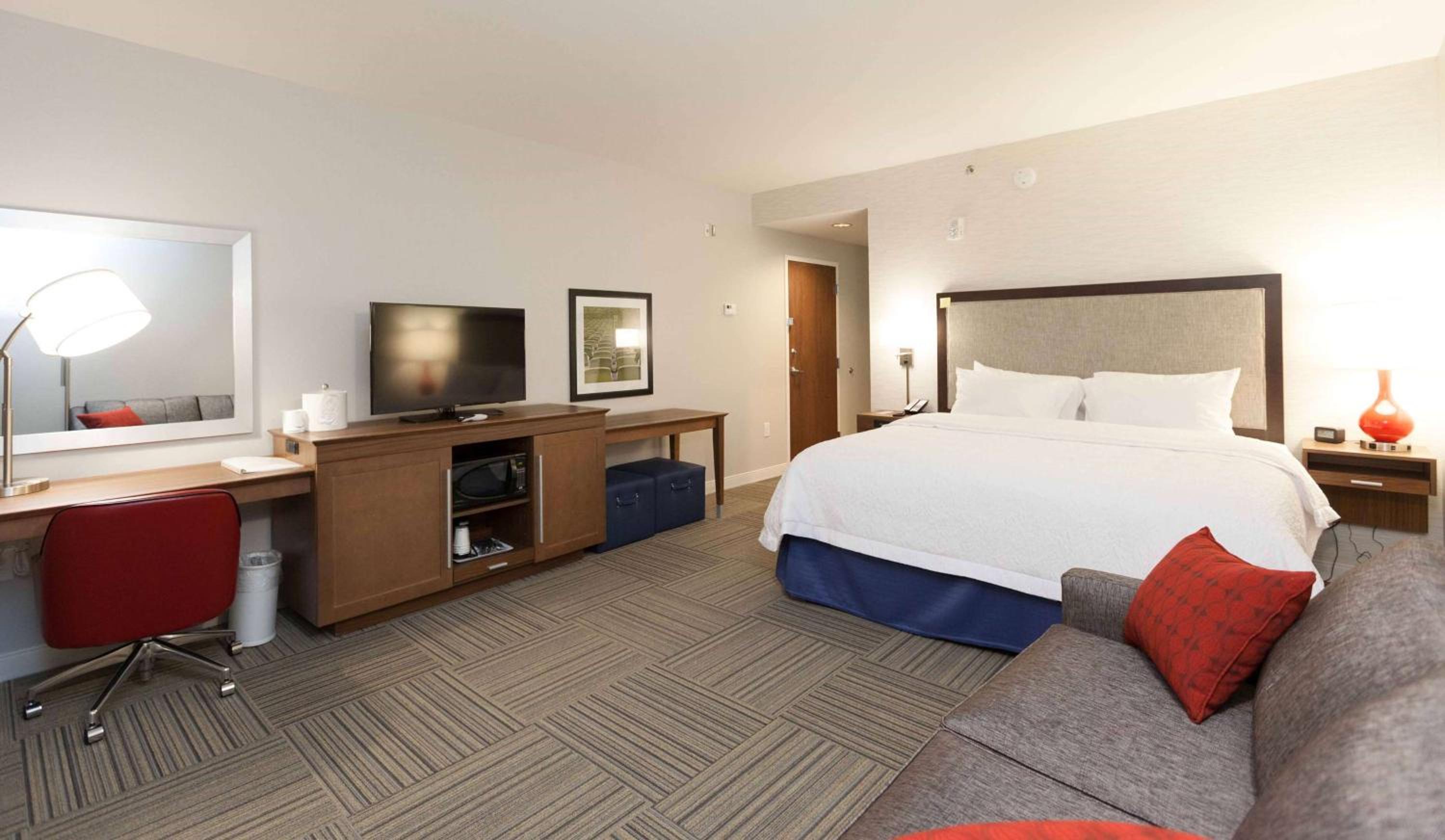 King Room - Non-Smoking photo 1