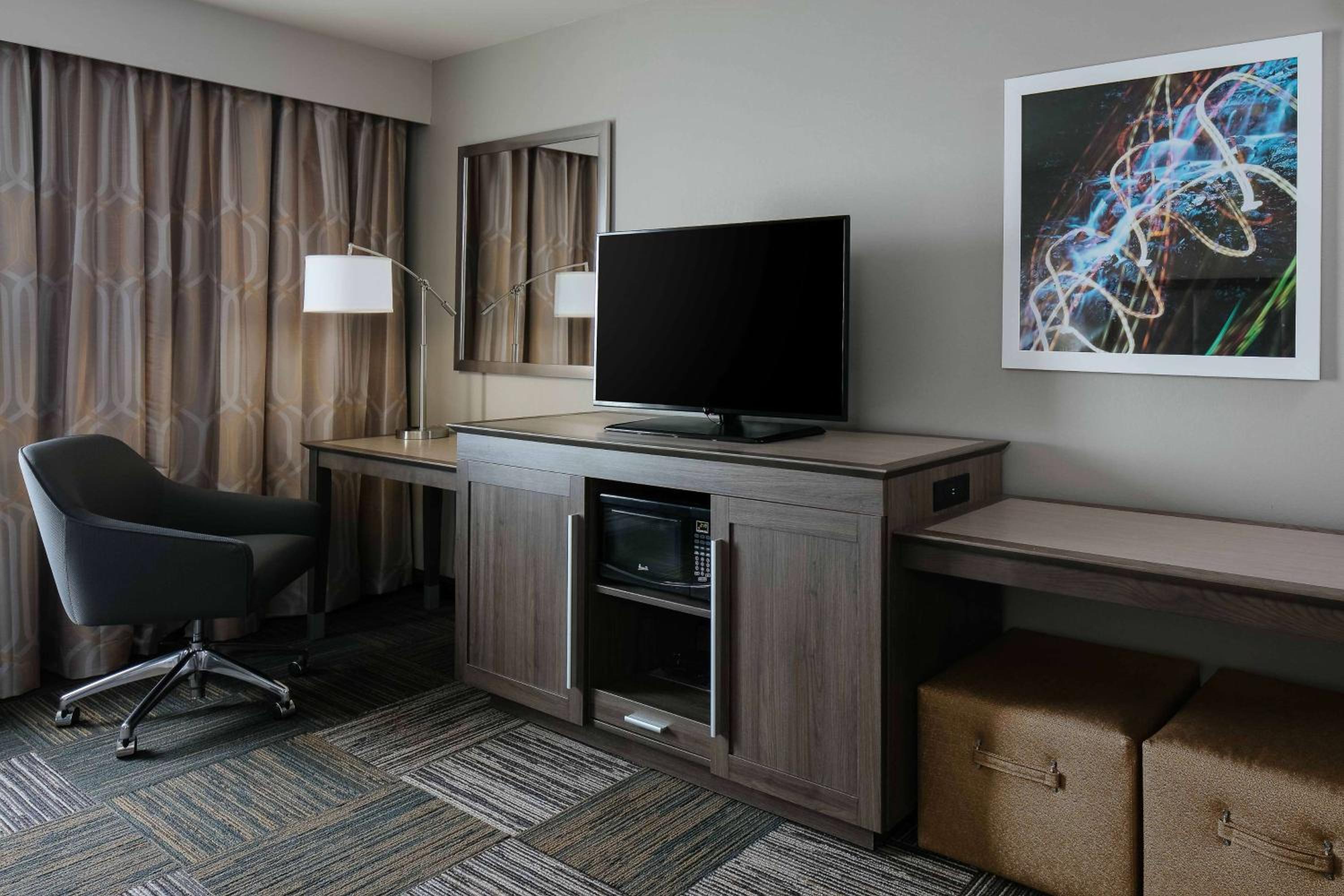 Hampton Inn & Suites-Hudson Wisconsin