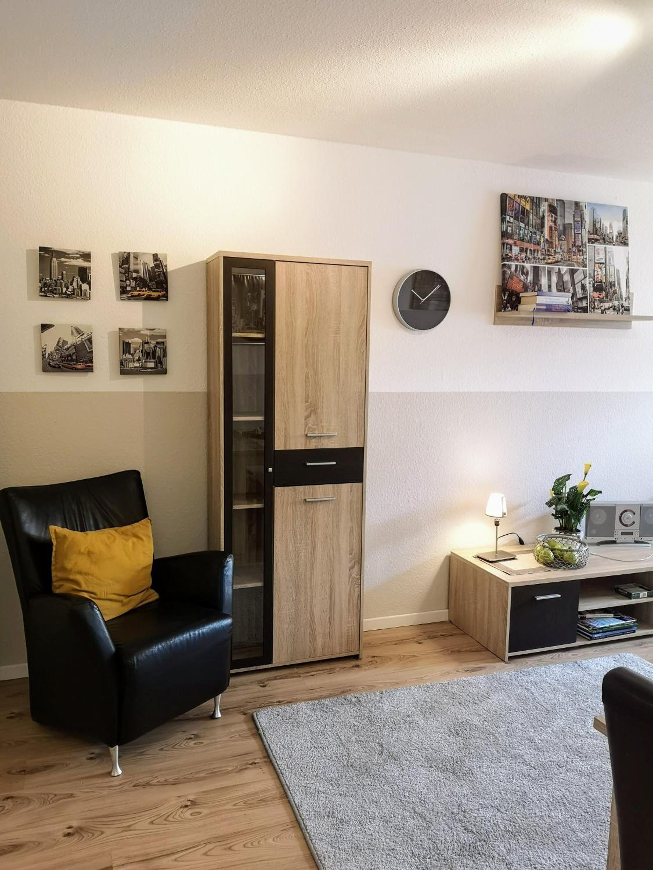 Wuppertal-Ronsdorf 1-3 Betten Personer Lägenhet Semesterlägenheter Appartement Monteurlägenhet hos Merih, Bild 41