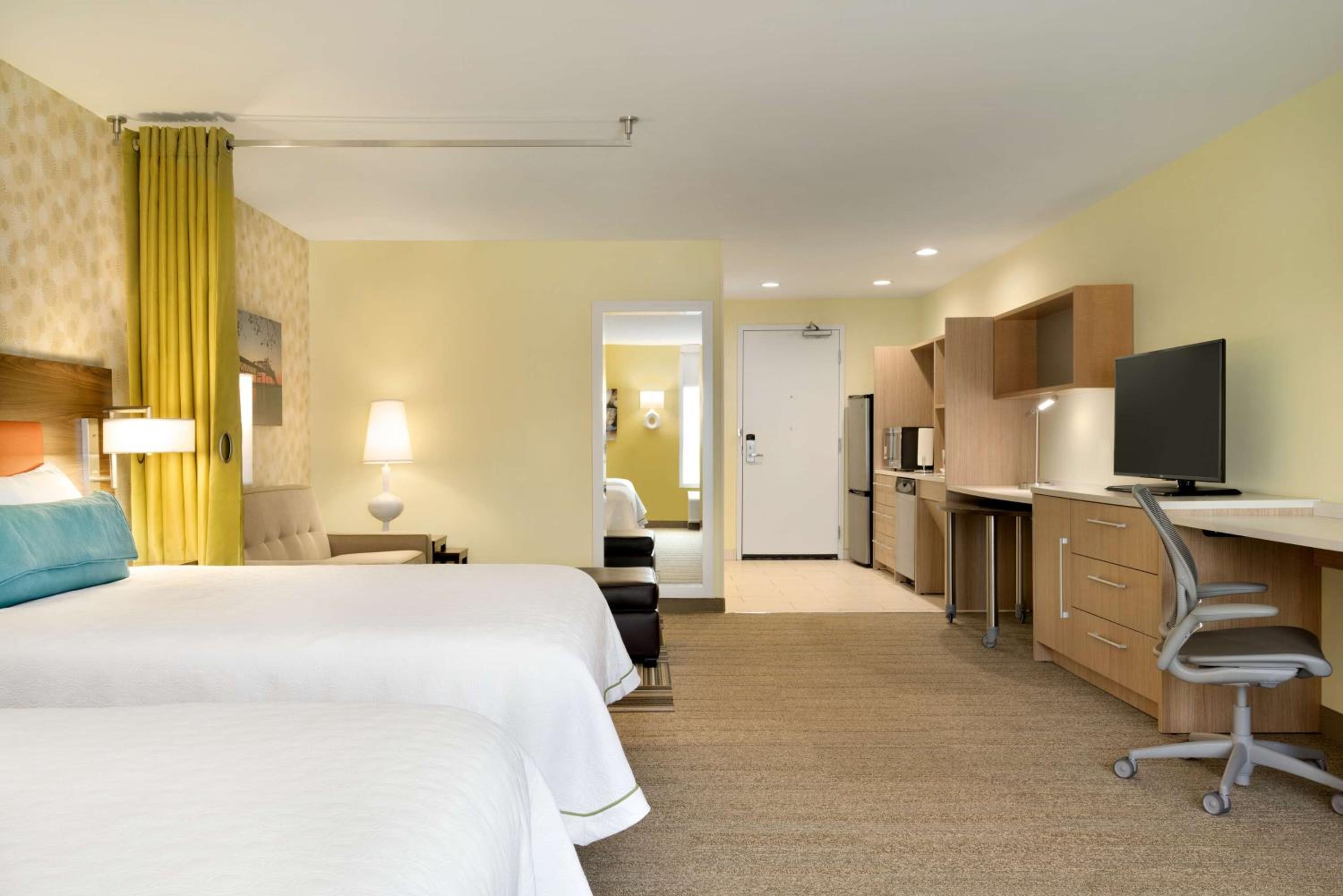 Studio Suite with Two Queen Beds - Hearing Access/Non-Smoking photo 1