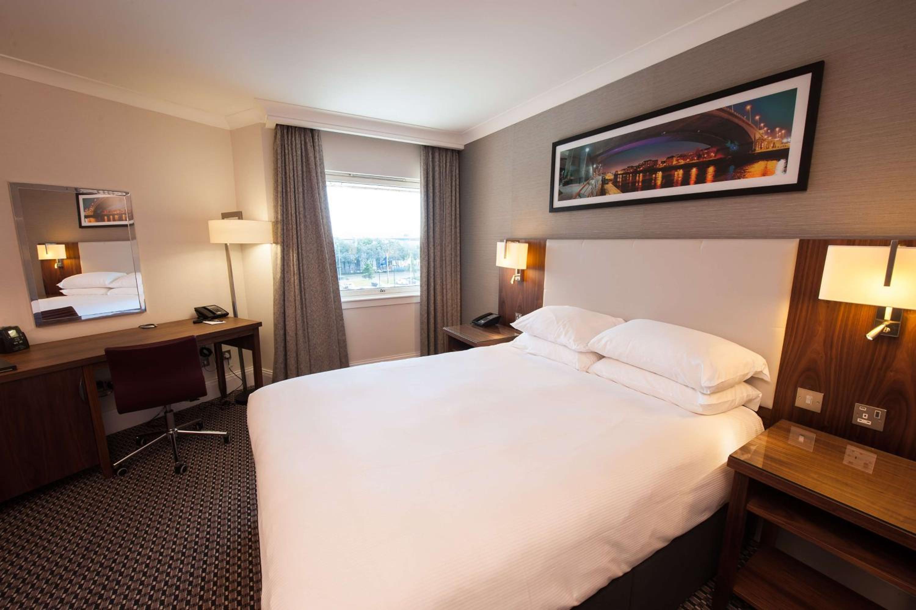 Deluxe Queen Room - Photo 1