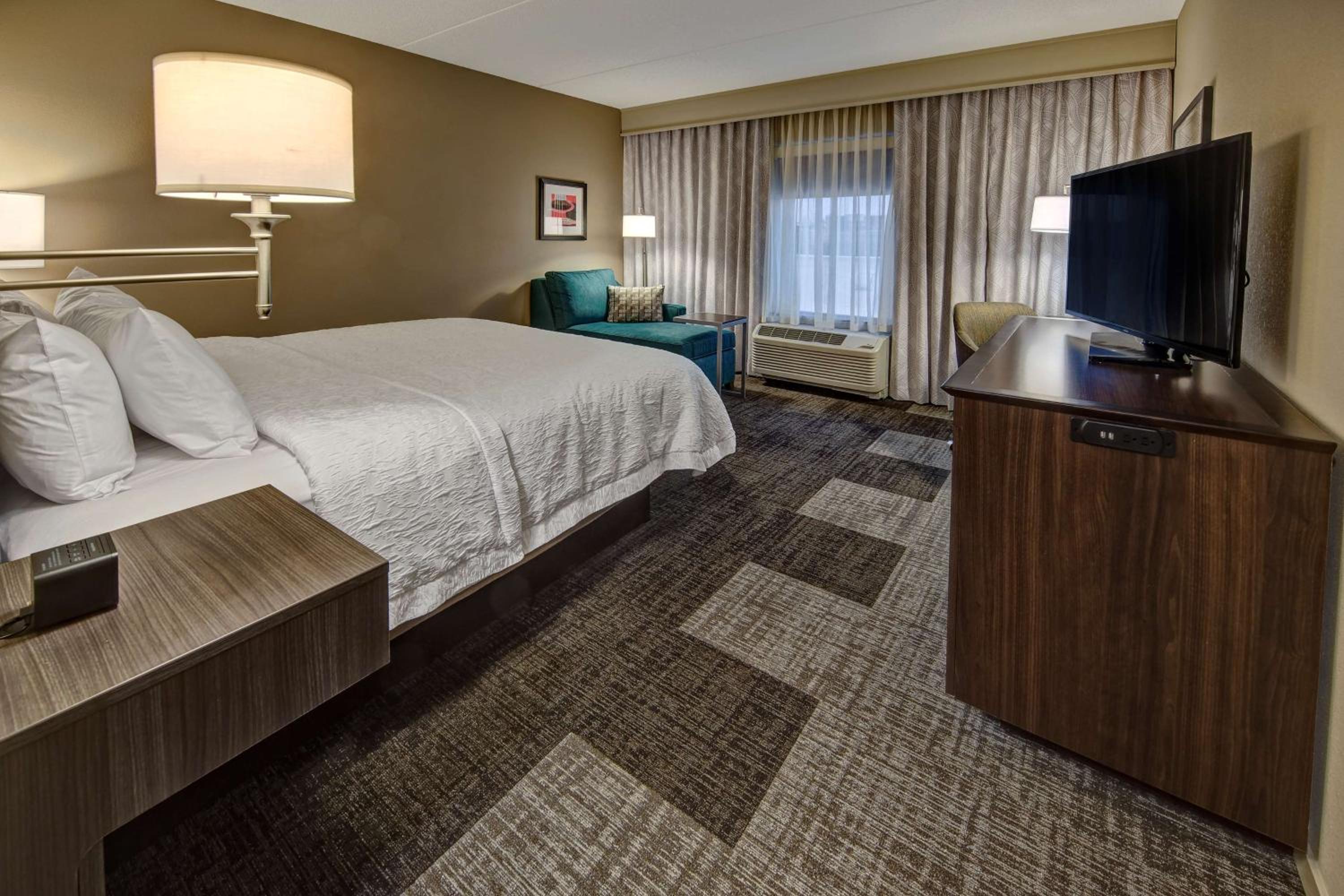 King Room - Mobility Access/Non-Smoking
