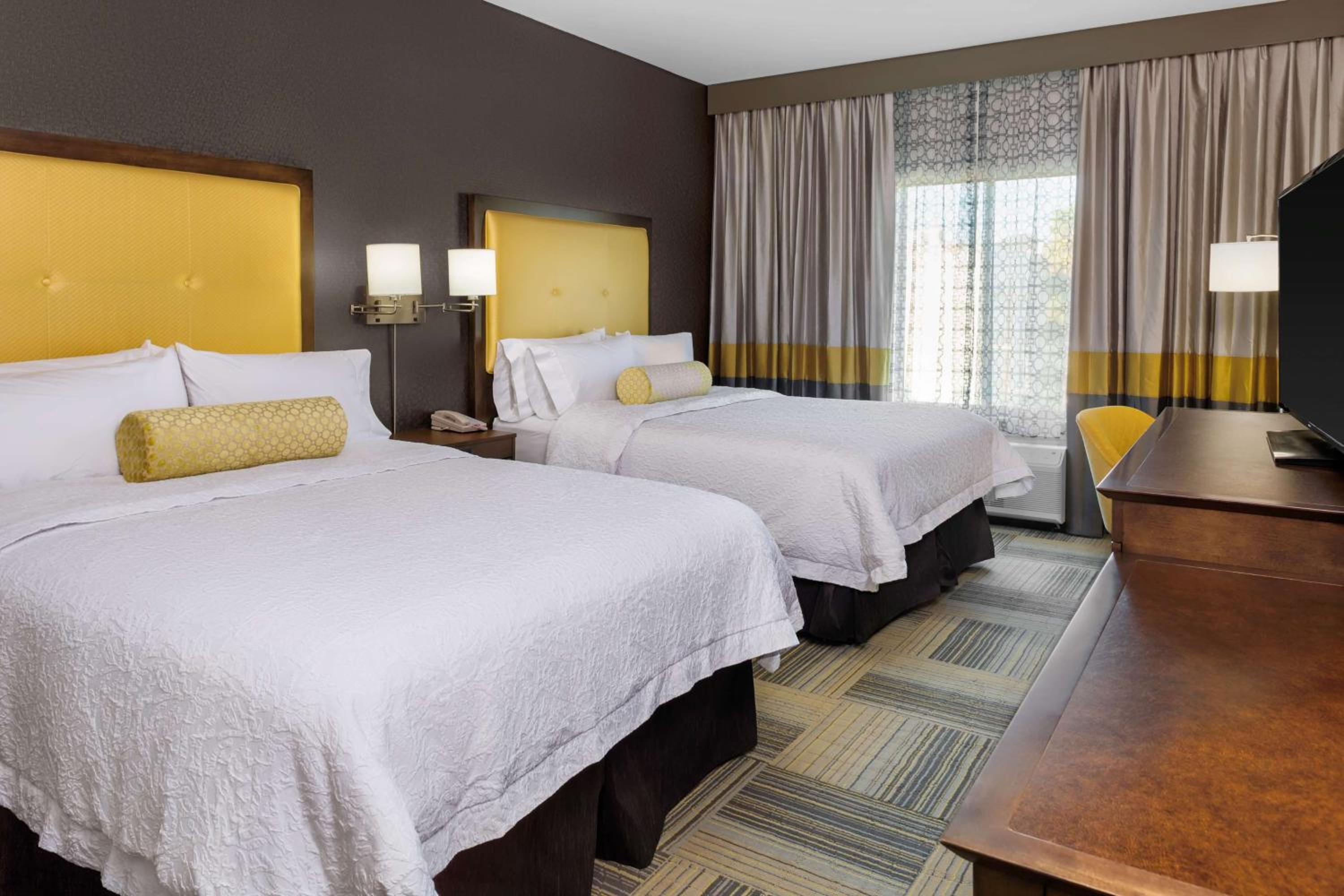 Queen Room with Two Queen Beds - Mobility and Hearing Access/Non-Smoking