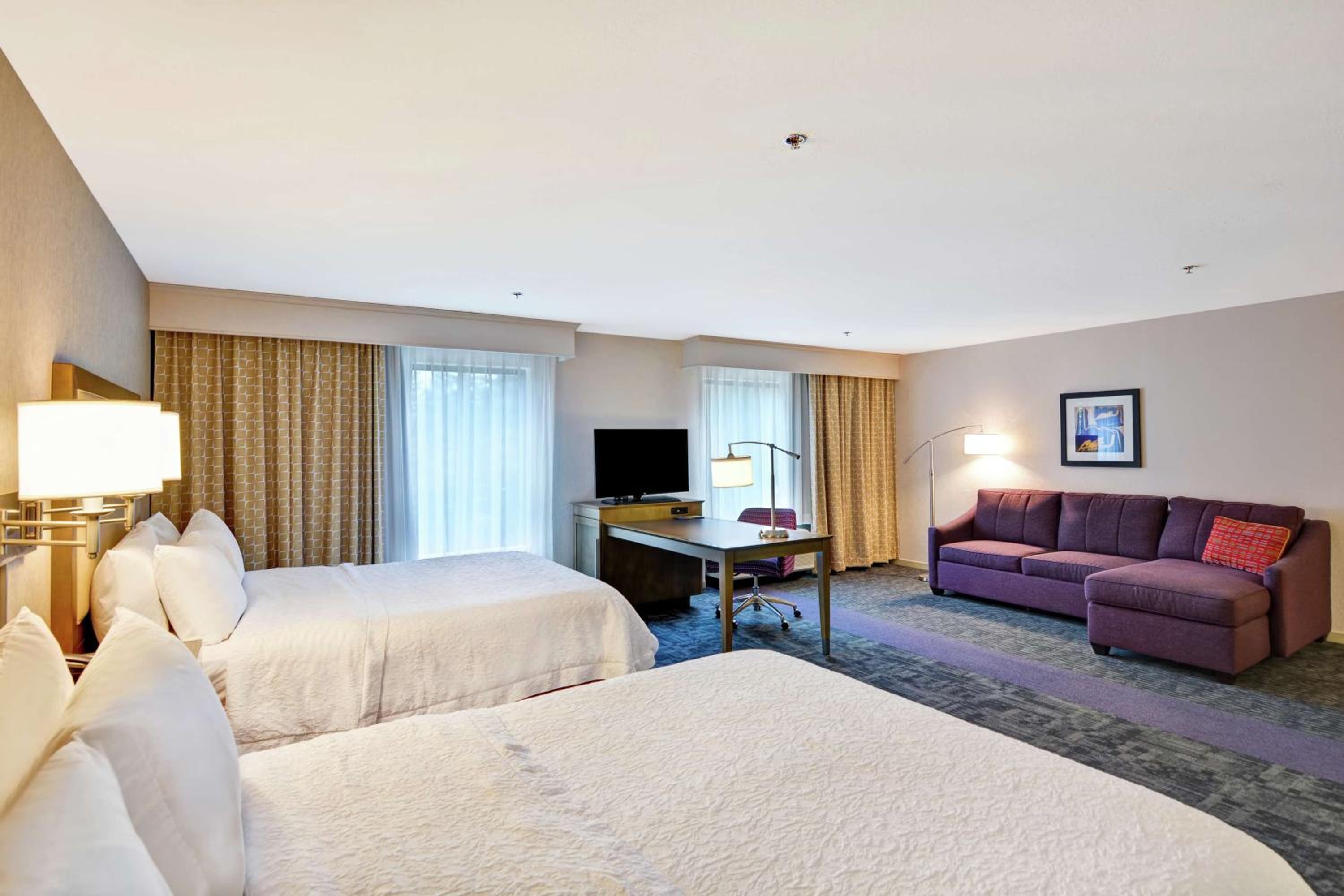 Queen Studio Suite with Two Queen Beds - Non-Smoking