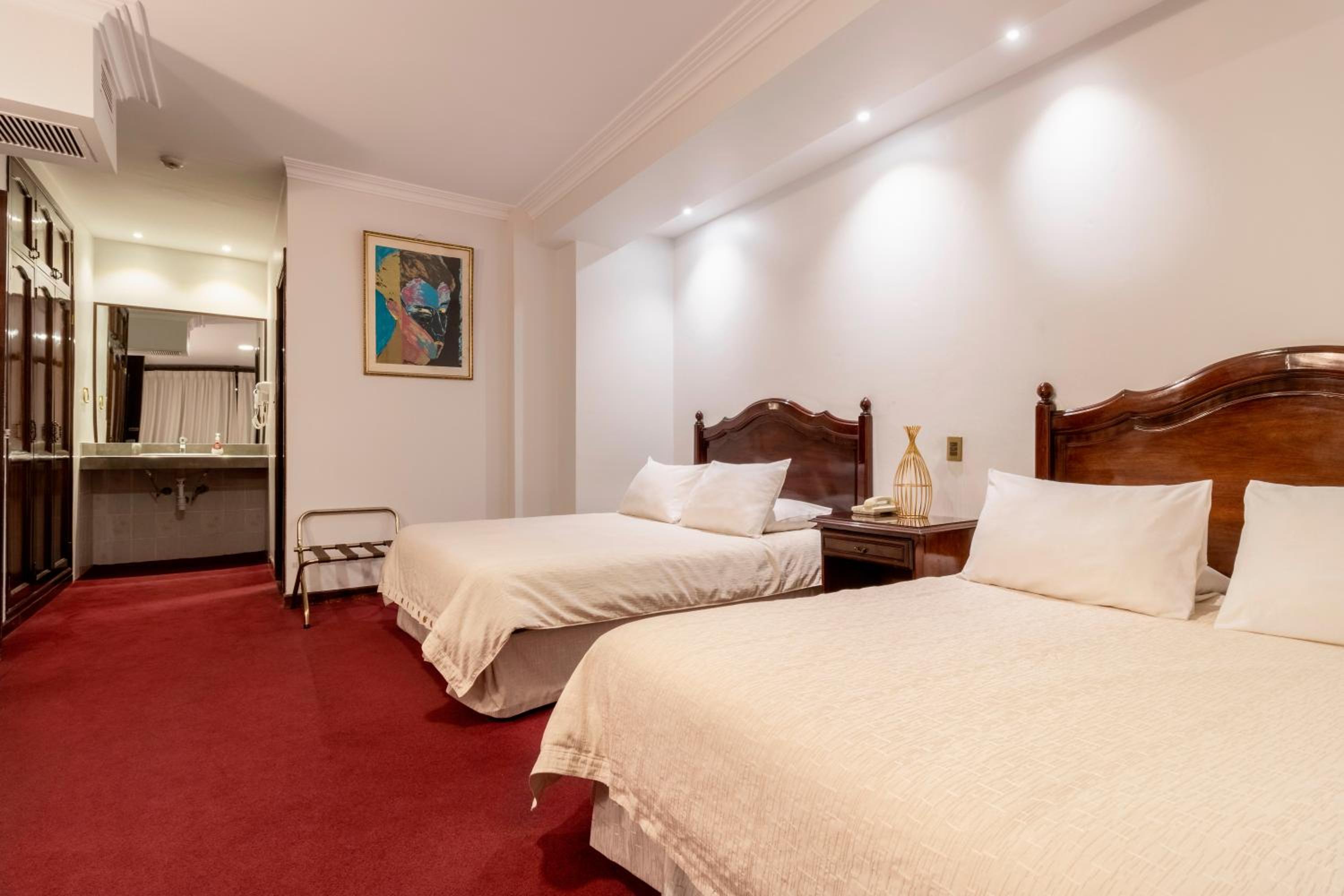 Deluxe Twin Room photo 1