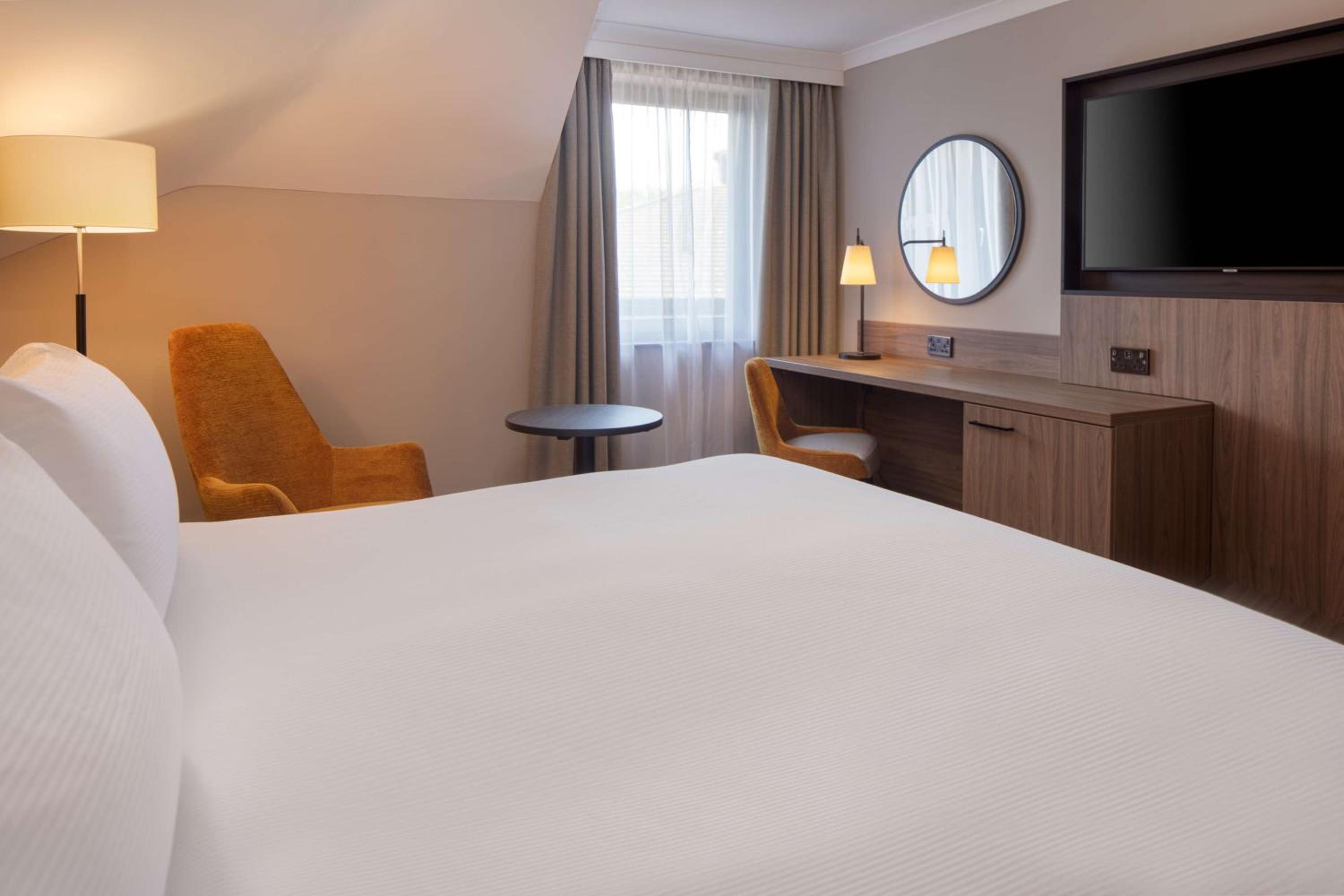 Deluxe King Room - Photo 1