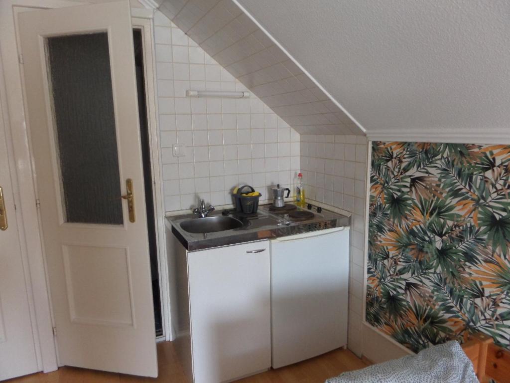 Apartment photo 2