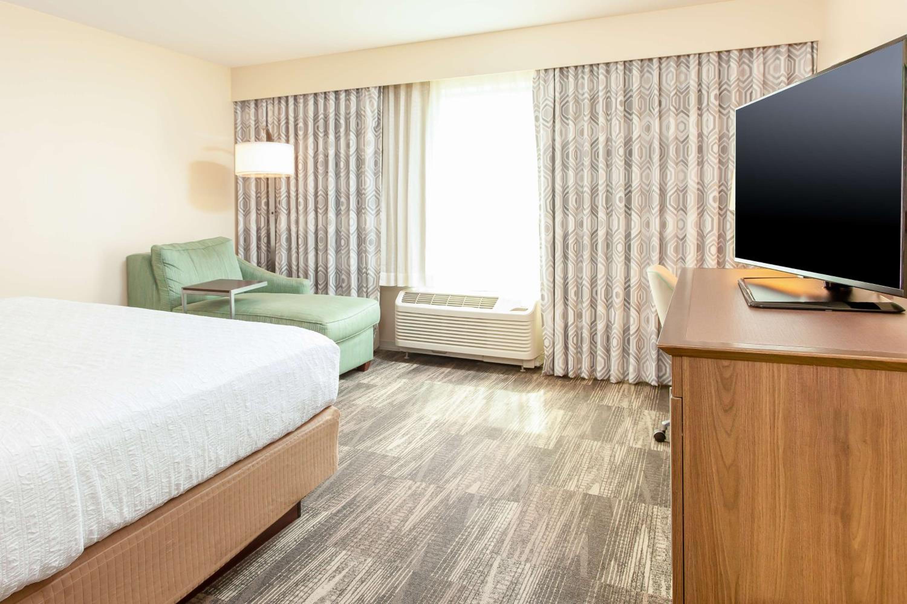 Executive King Room - Non-Smoking