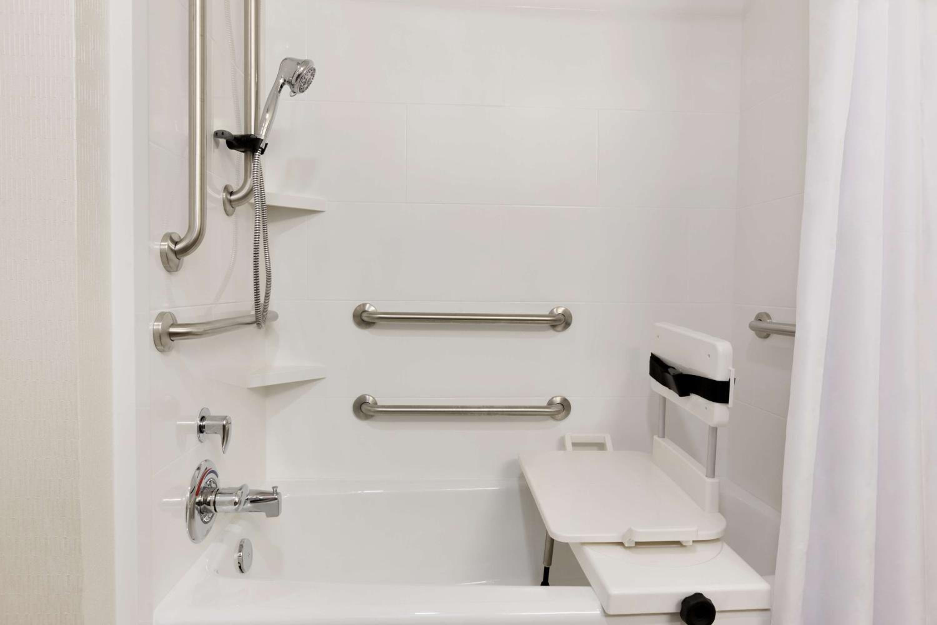 King Room - Mobility Access/Non-Smoking
