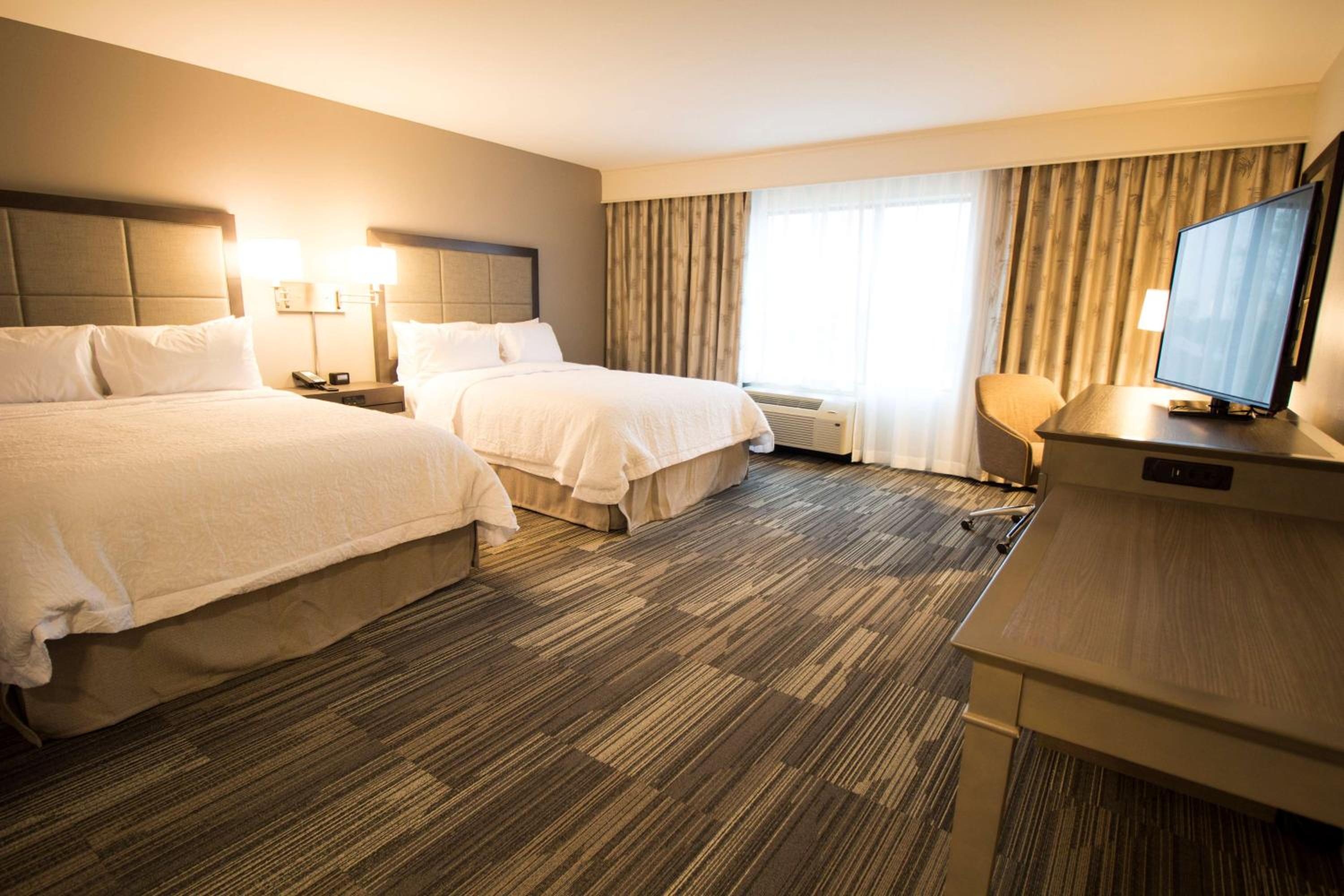 Queen Room with Two Queen Beds - Non-Smoking