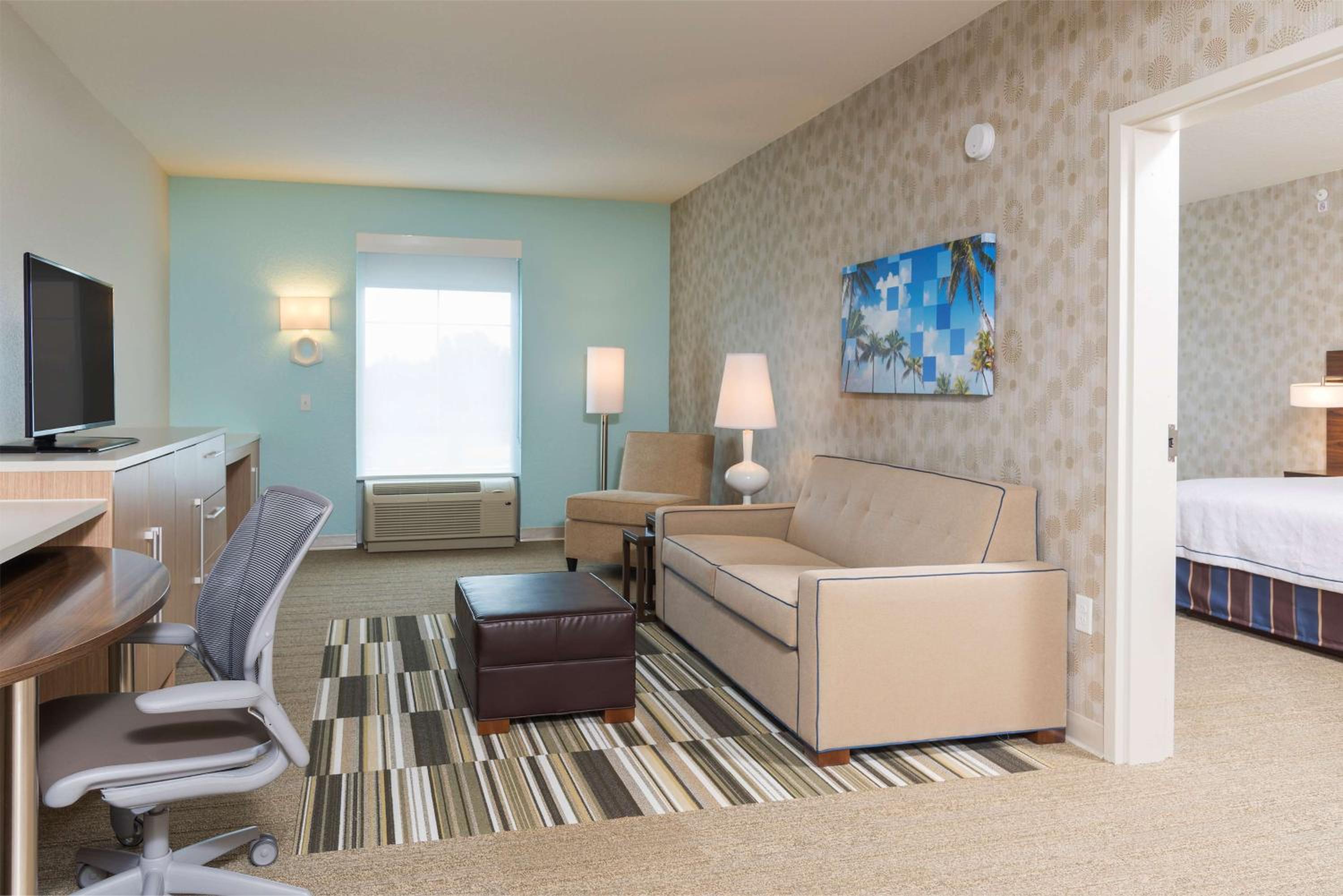 One-Bedroom King Suite - Non-Smoking - Photo 3