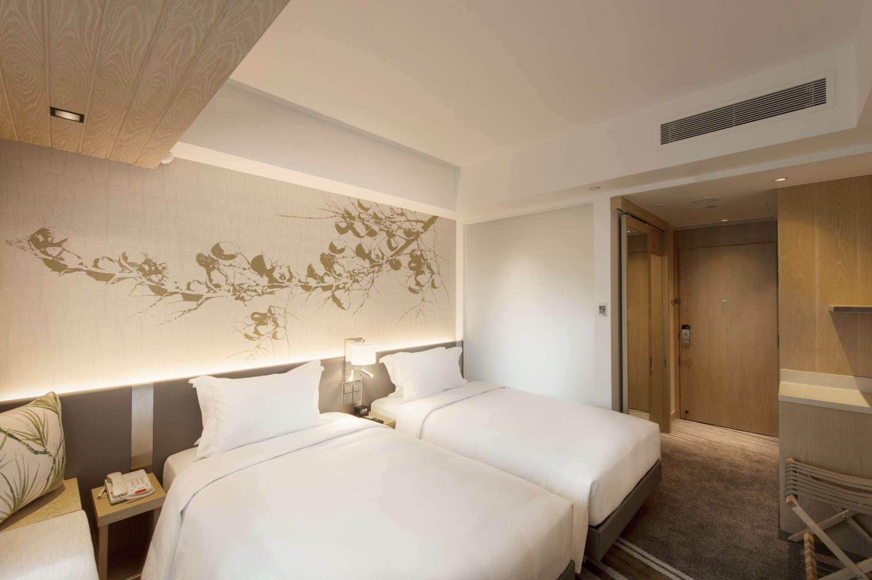 Deluxe Twin Room photo 1