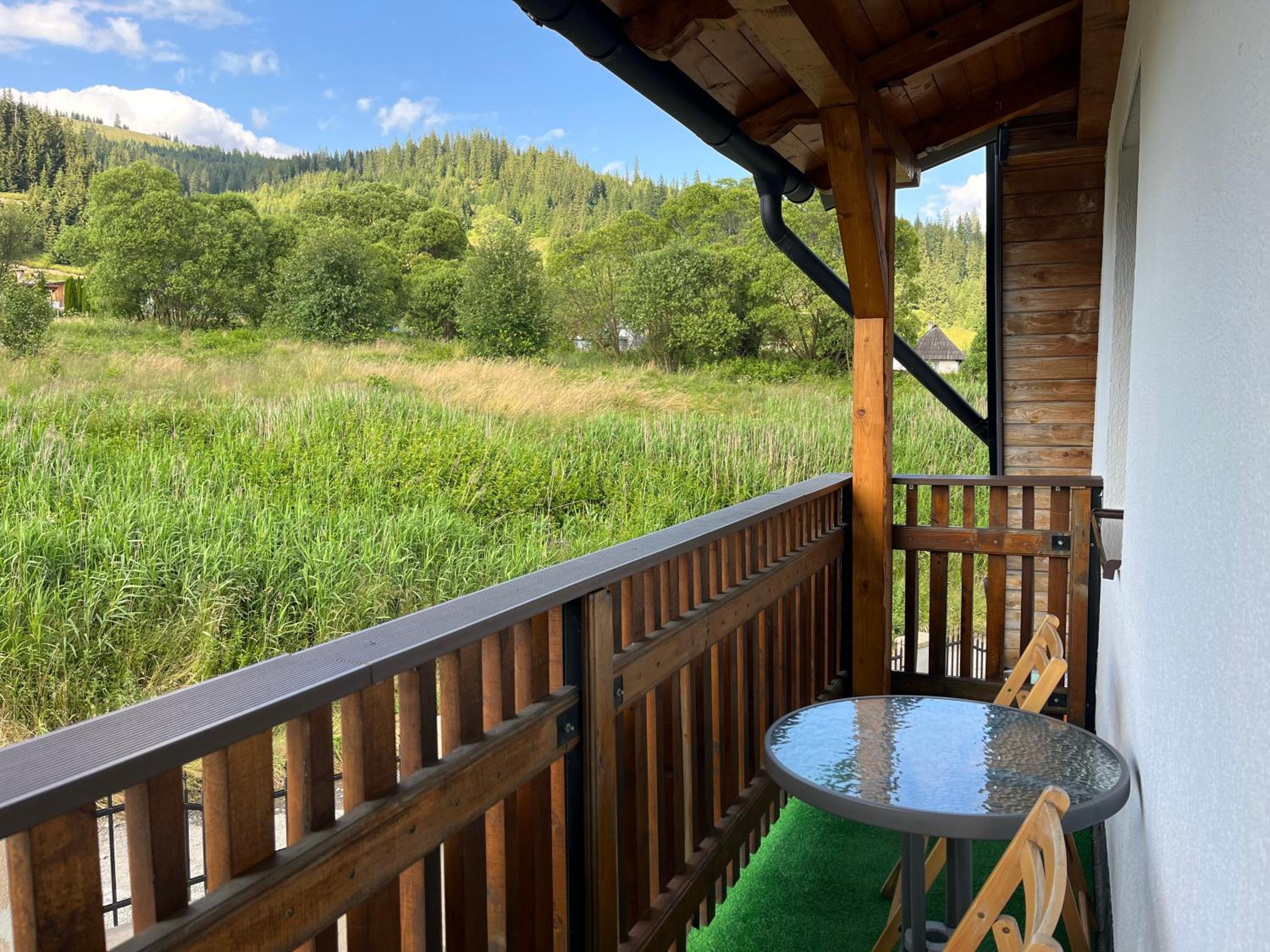 Double Room with Balcony - Photo 6
