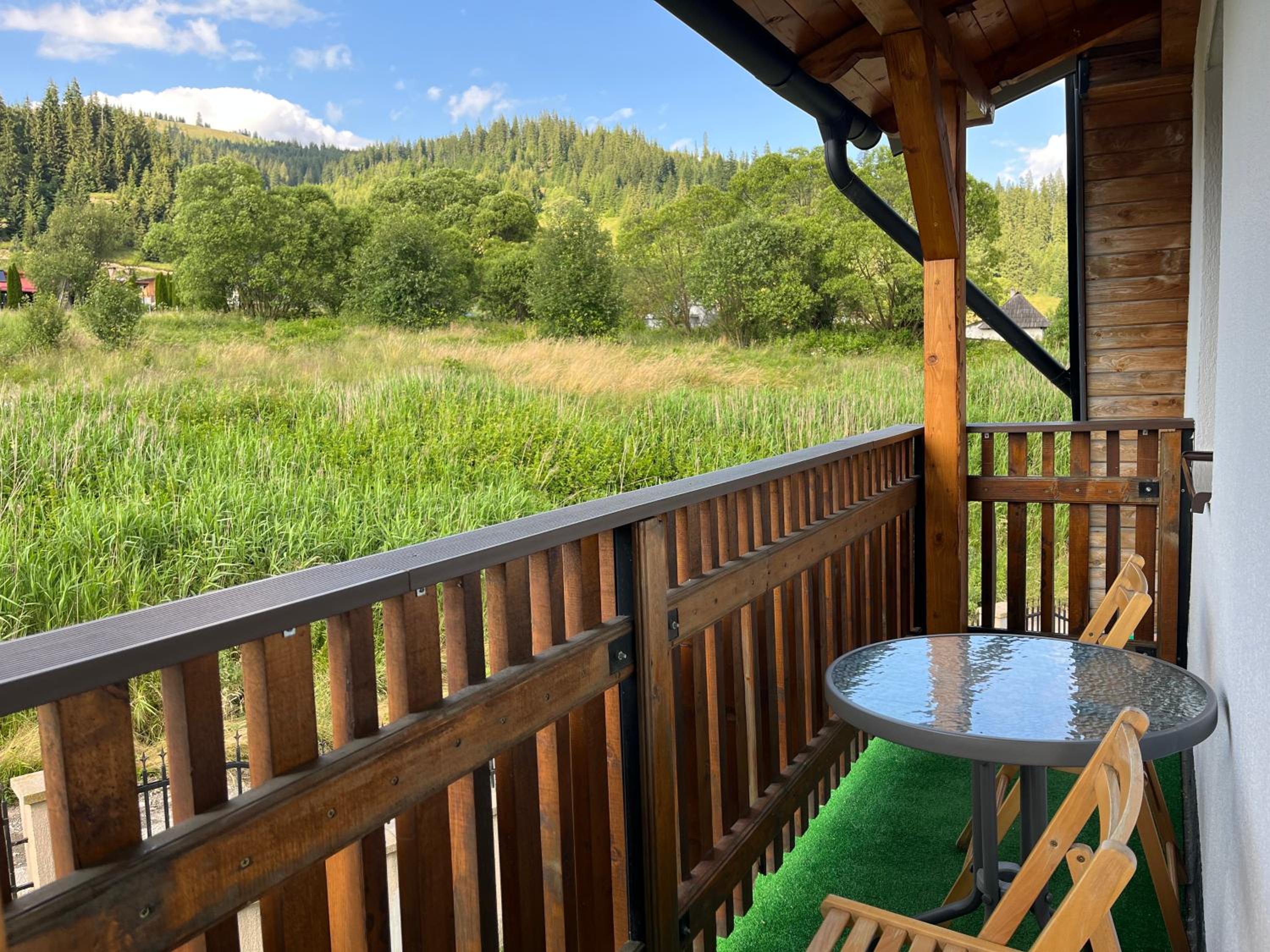 Double Room with Balcony - Photo 2
