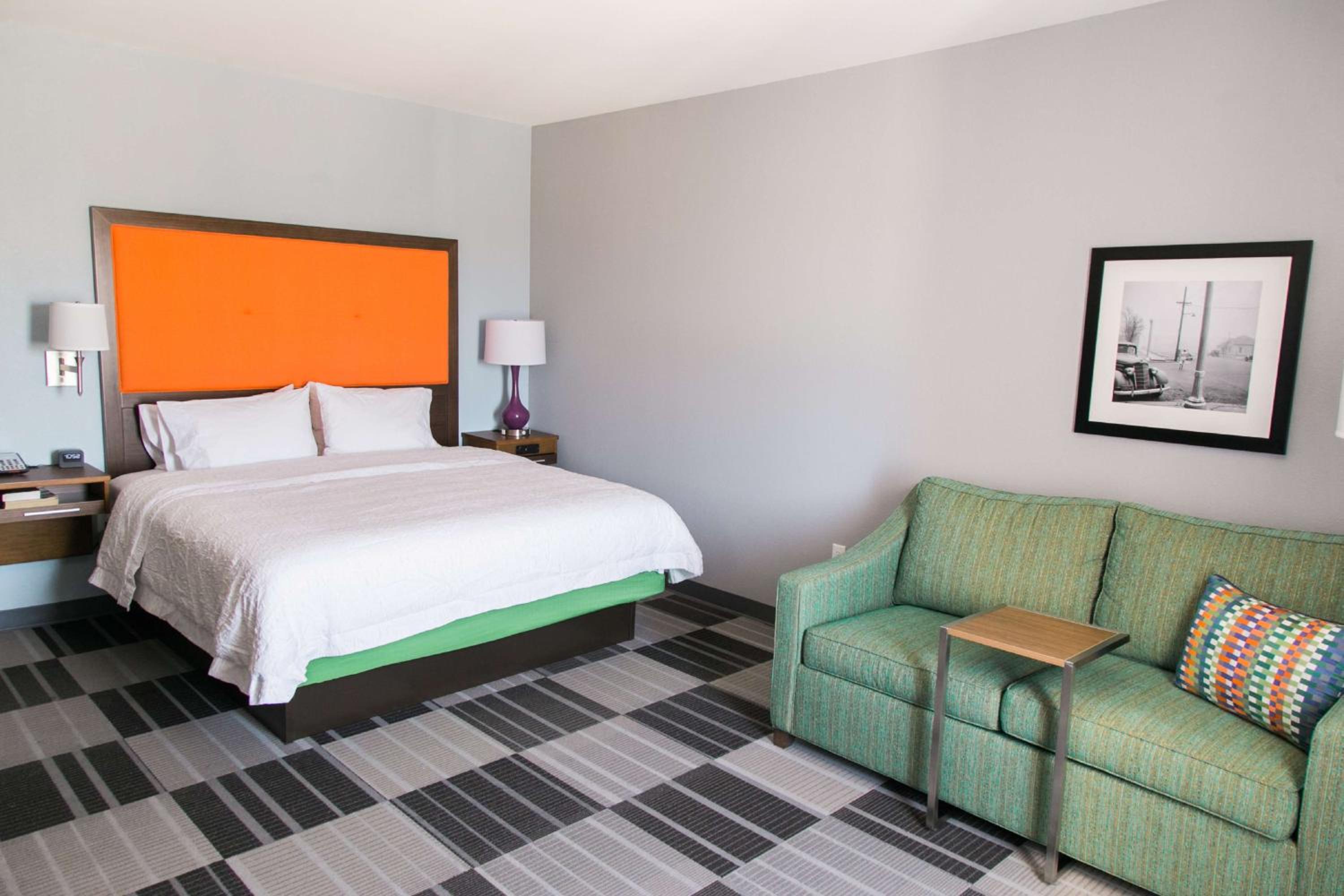 King Room with Sofa Bed - Non-Smoking