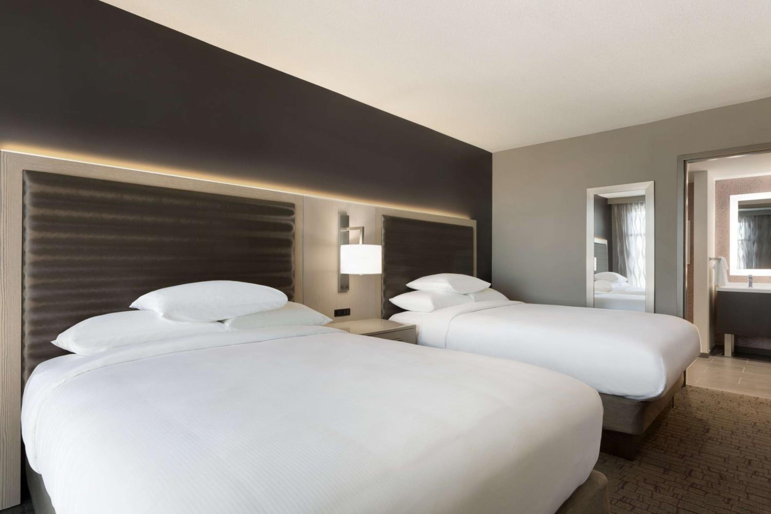 Queen Suite with Two Queen Beds