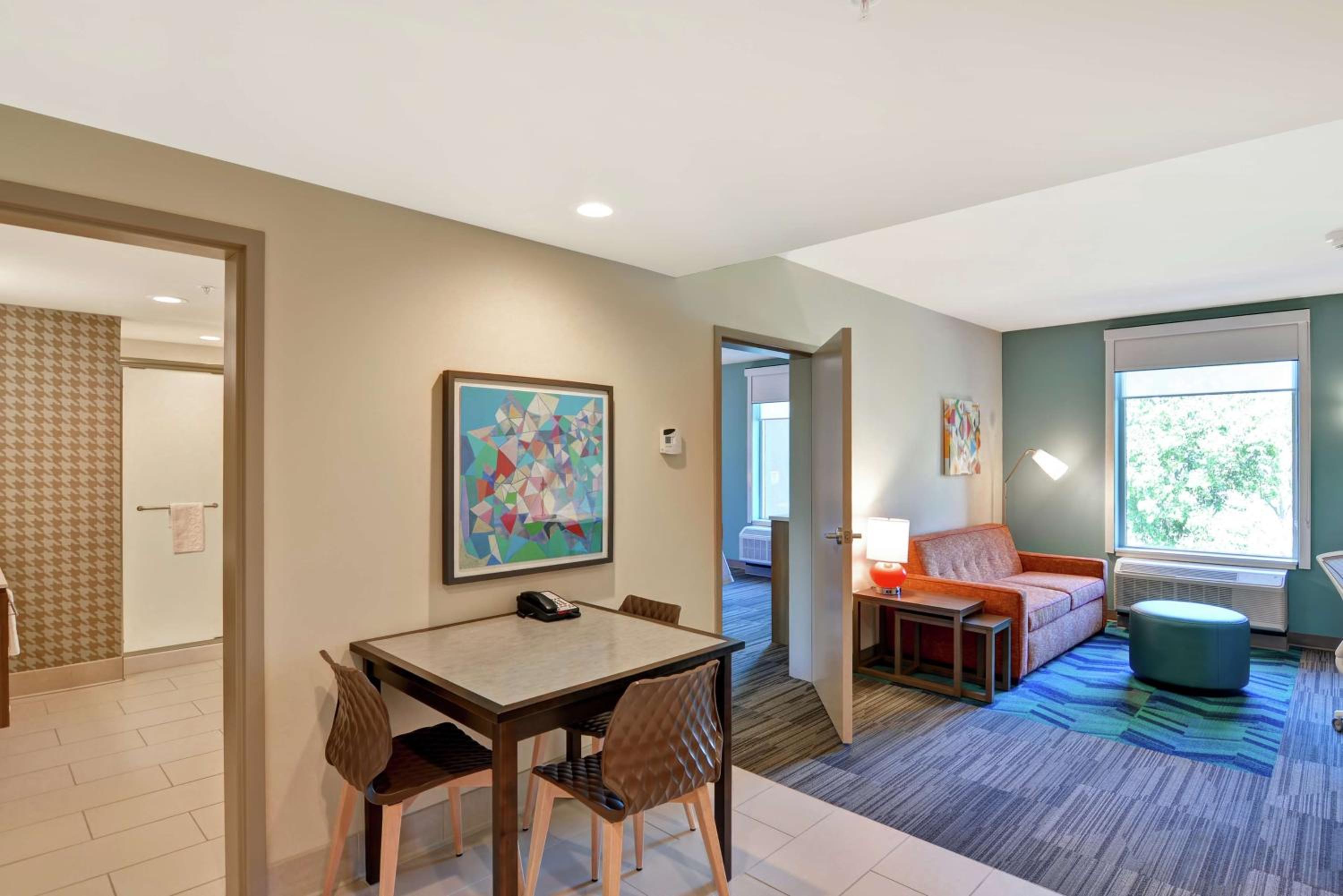 One-Bedroom King Suite - Non-Smoking photo 1