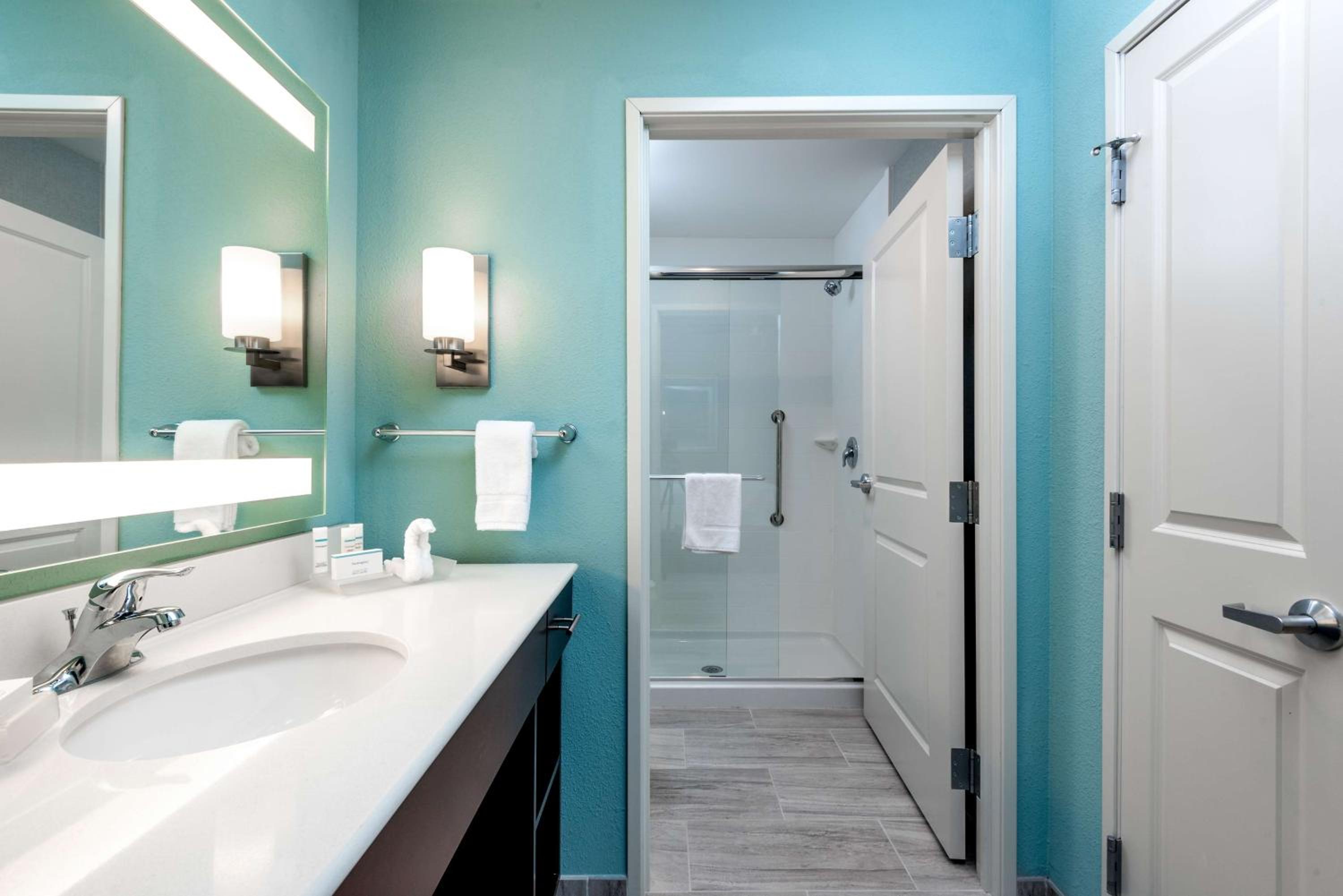 King Studio Suite - Hearing Access/Non-Smoking photo 3
