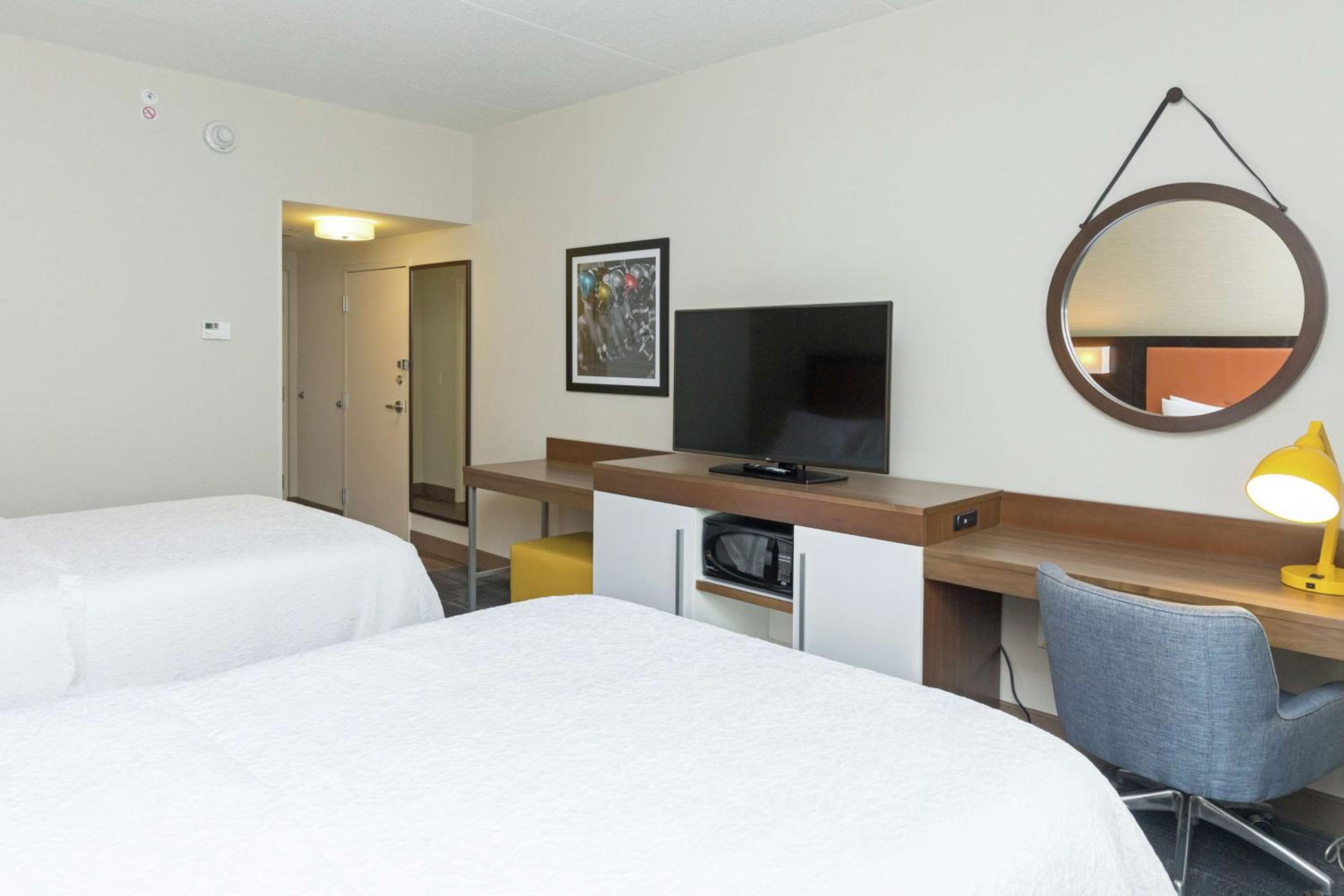 Queen Room with Two Queen Beds - Non-Smoking