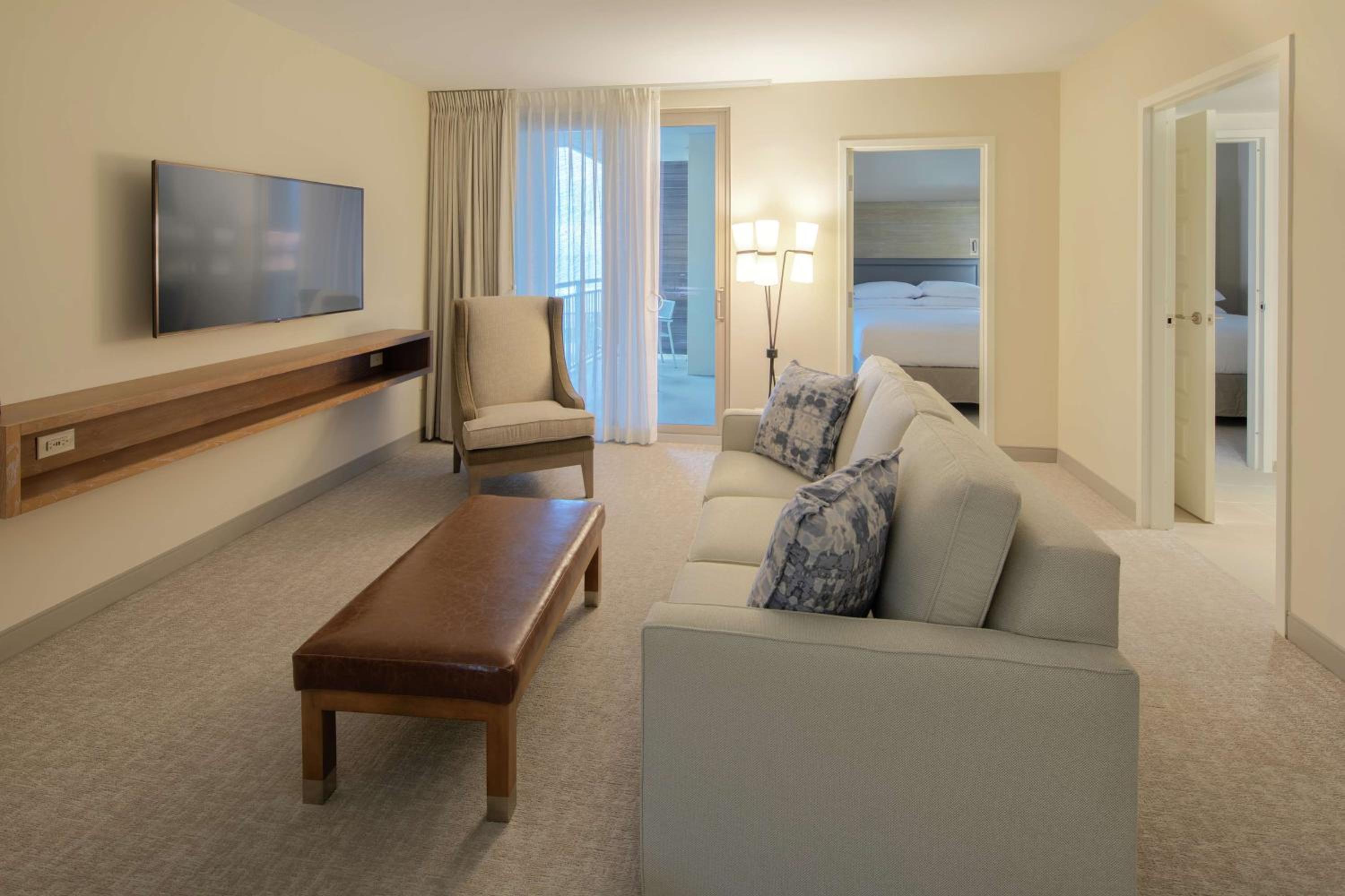 Queen Suite with Balcony and Roll-In Shower - Mobility Accessible - Photo 2