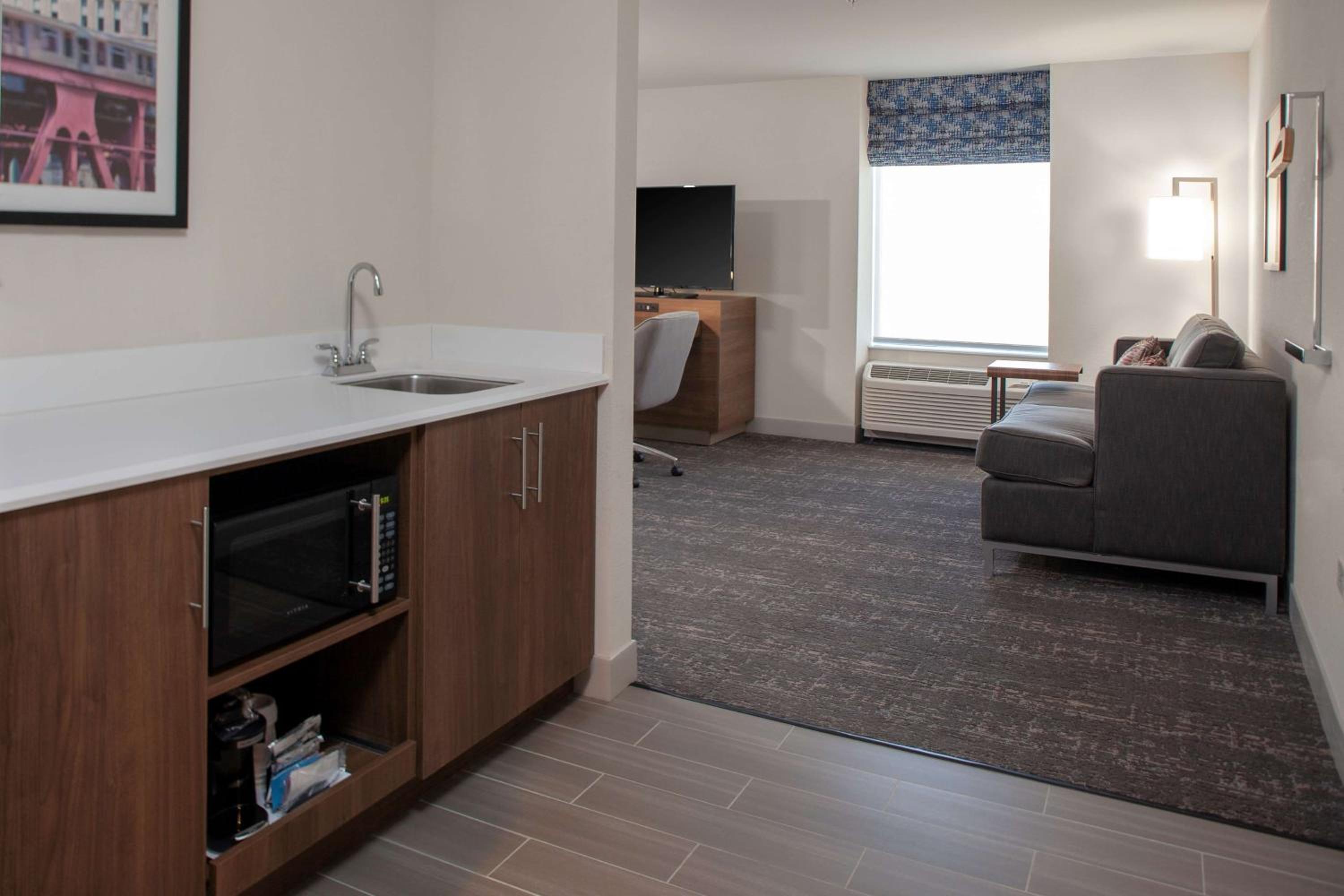 King Studio Suite - Non Smoking photo 3