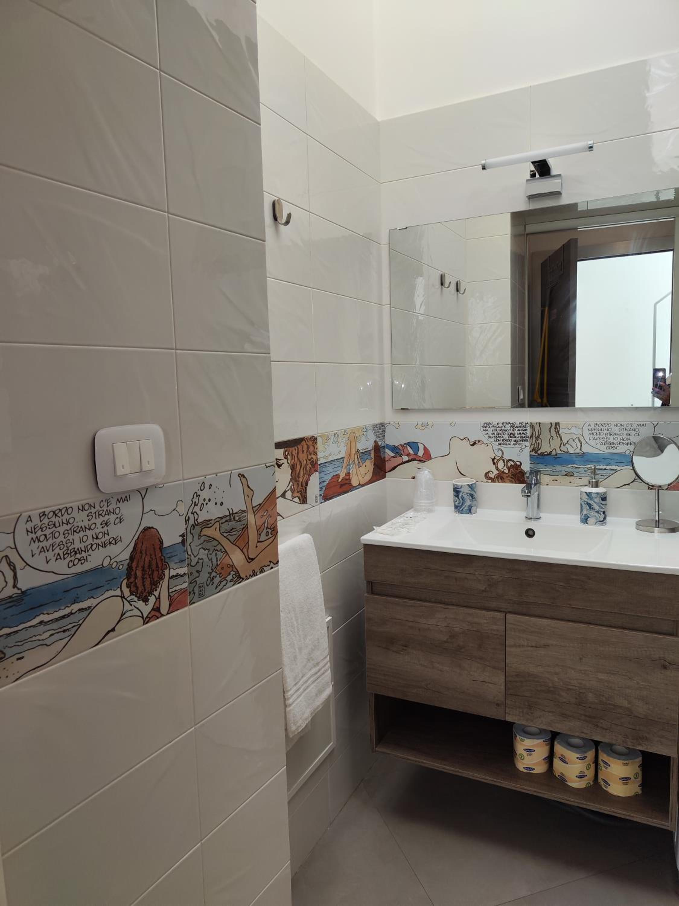 Triple Room with Balcony - Photo 23
