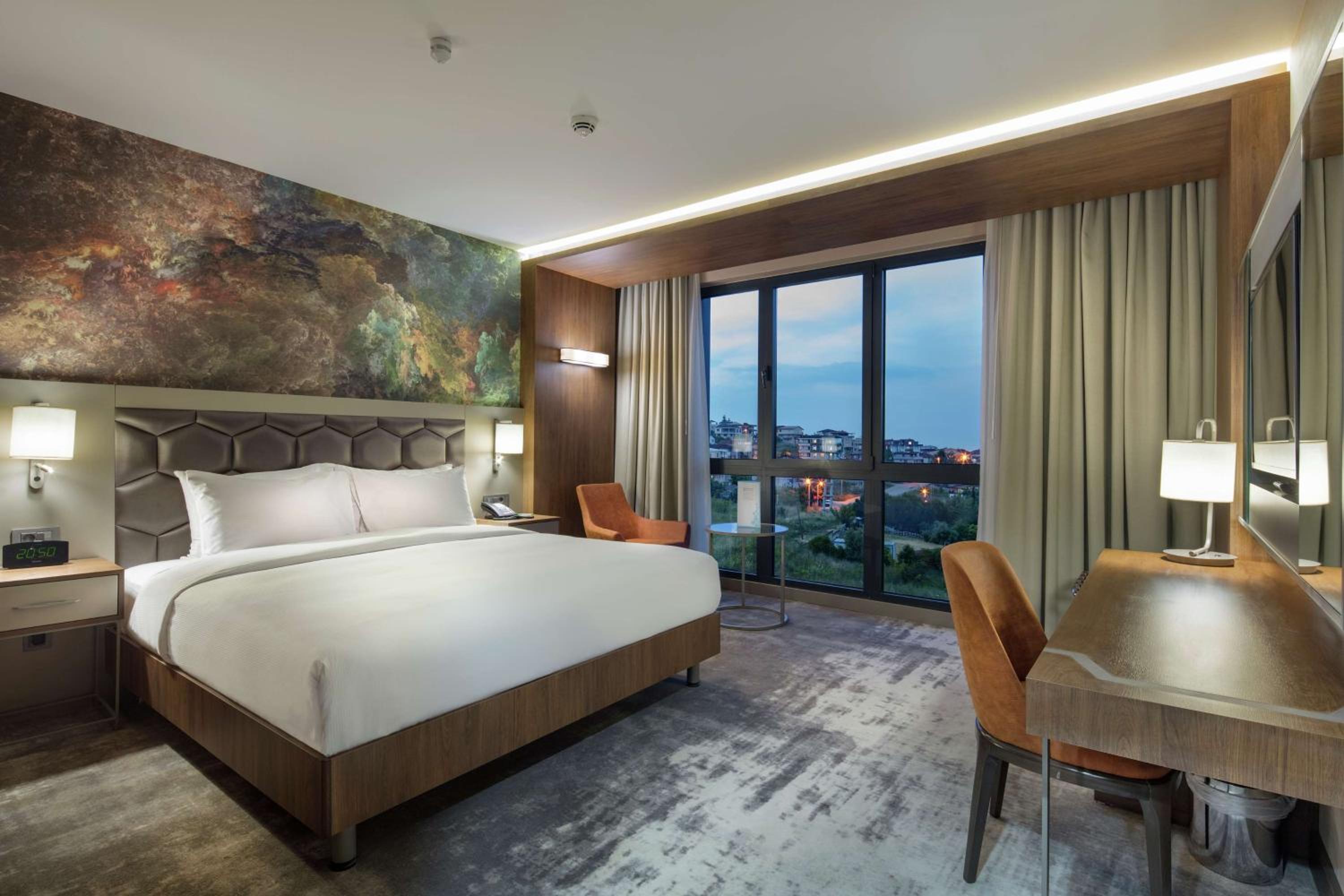 Queen Room