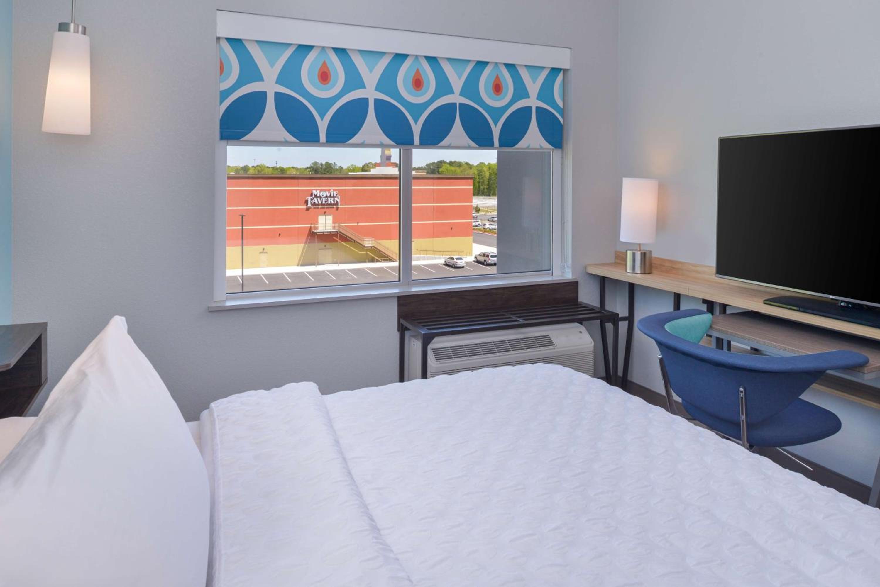 King Room at Tru By Hilton Little Rock West in Little Rock