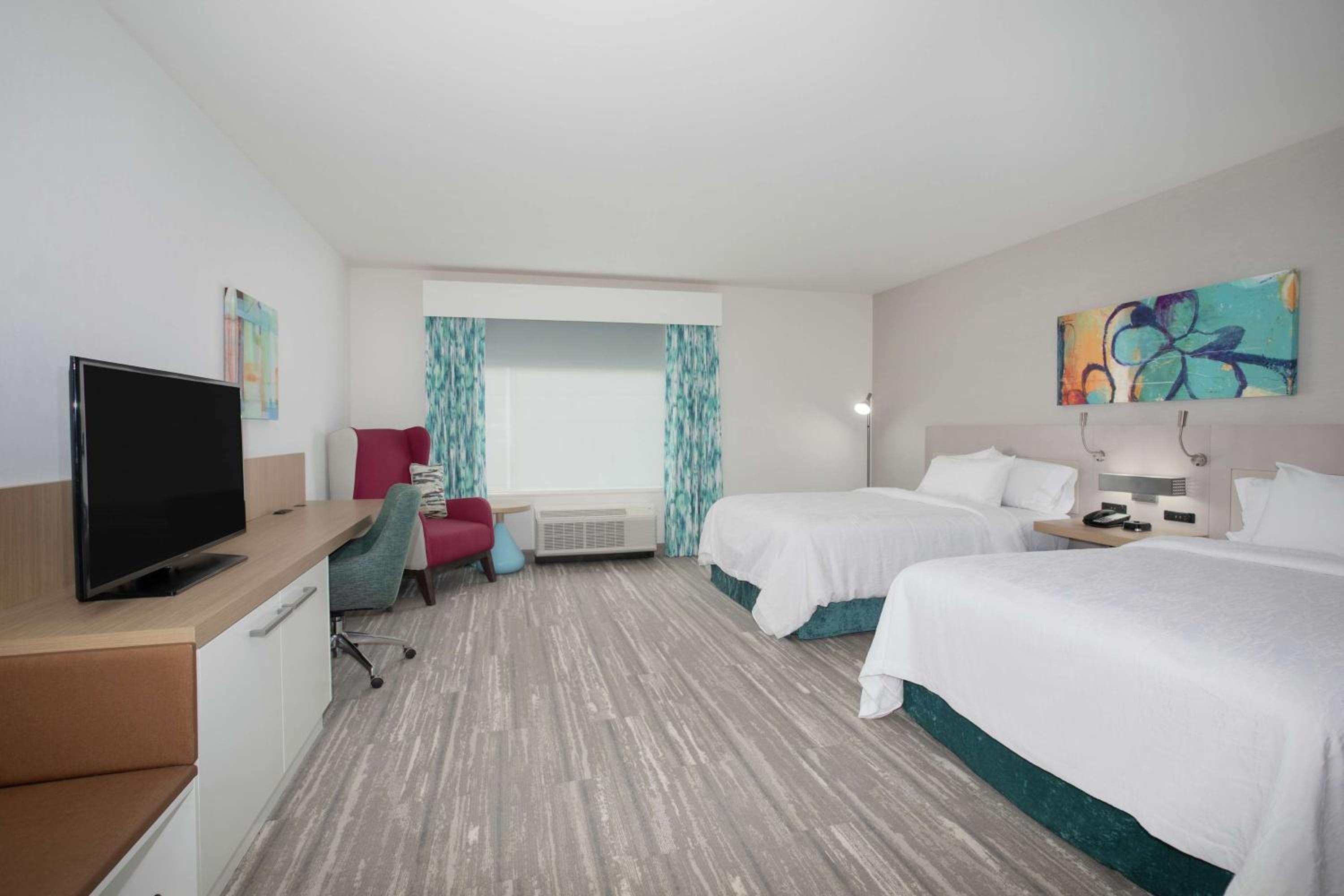 Corner Queen Room with Two Queen Beds - Mobility Accessible