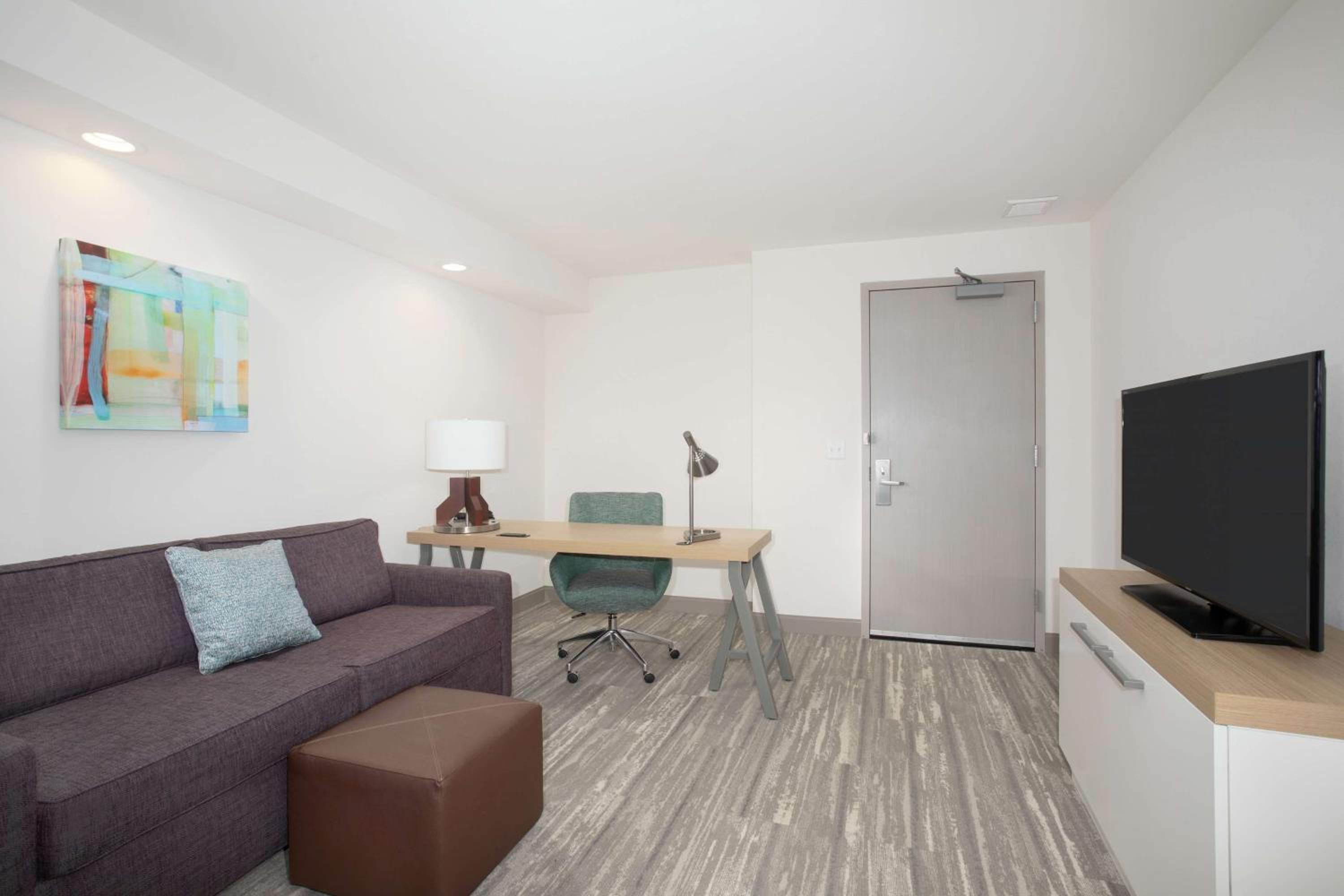 Junior King Suite photo 1