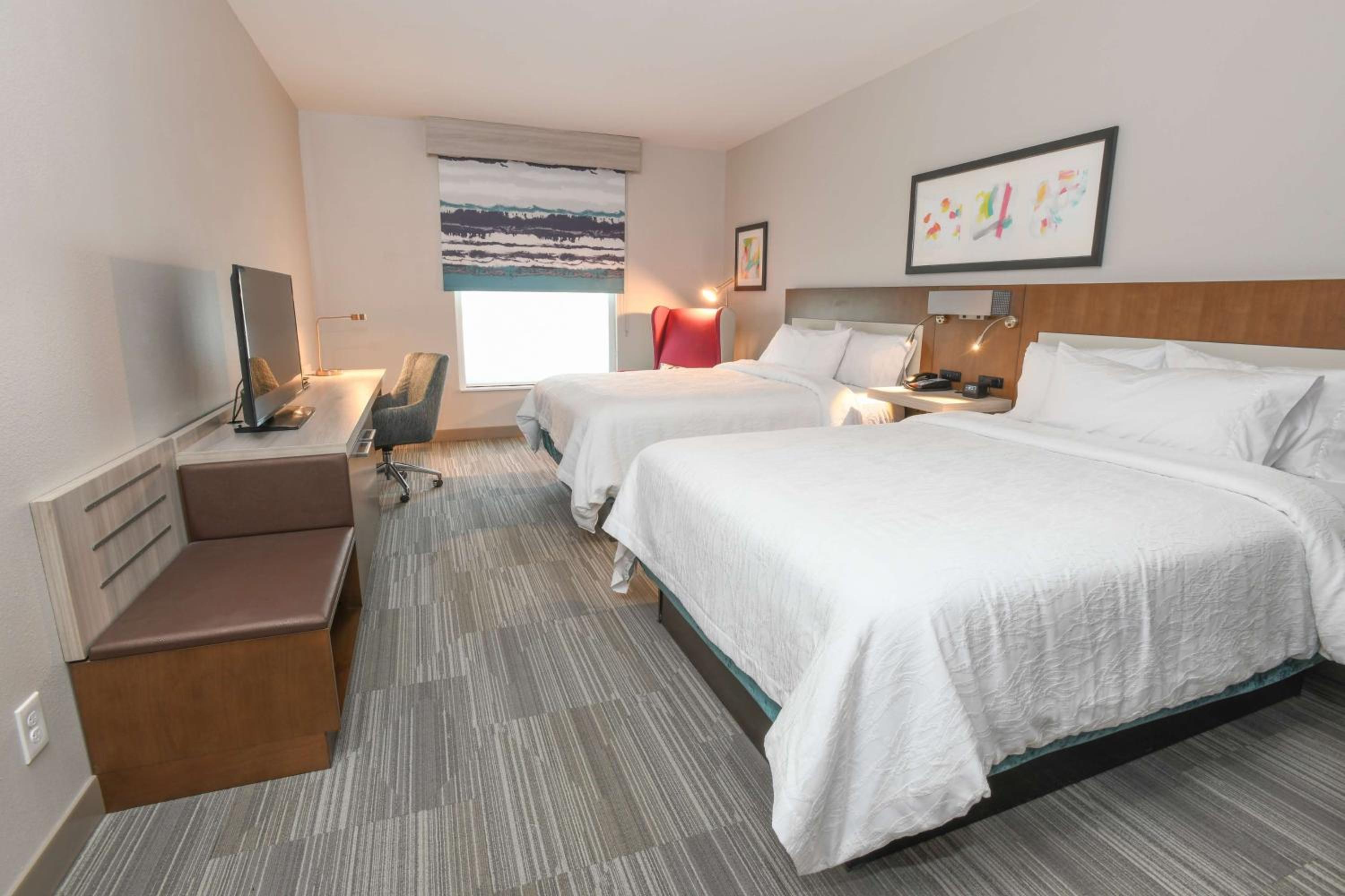Premium Queen Room with Two Queen Beds
