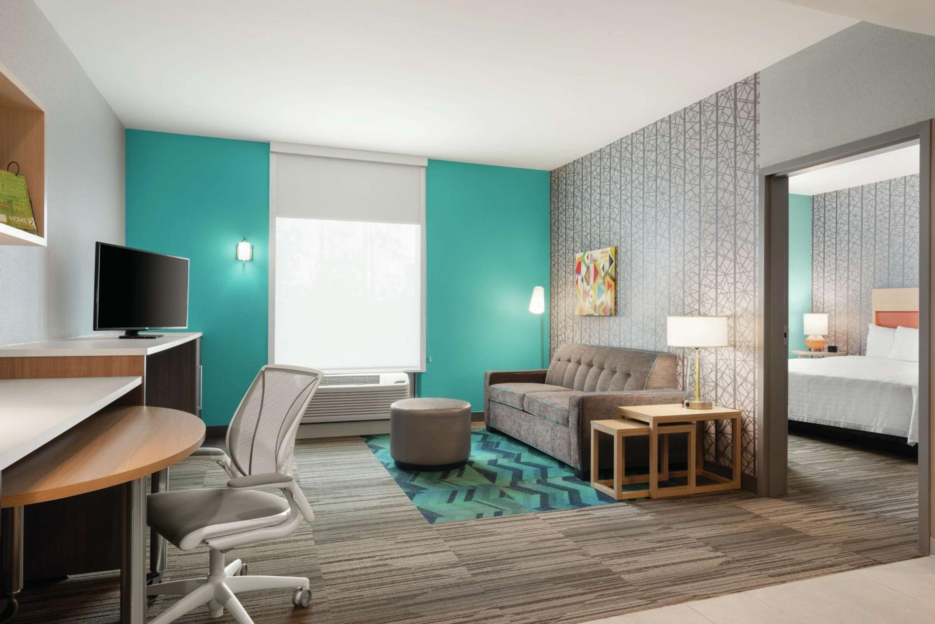 One-Bedroom King Suite - Non-Smoking
