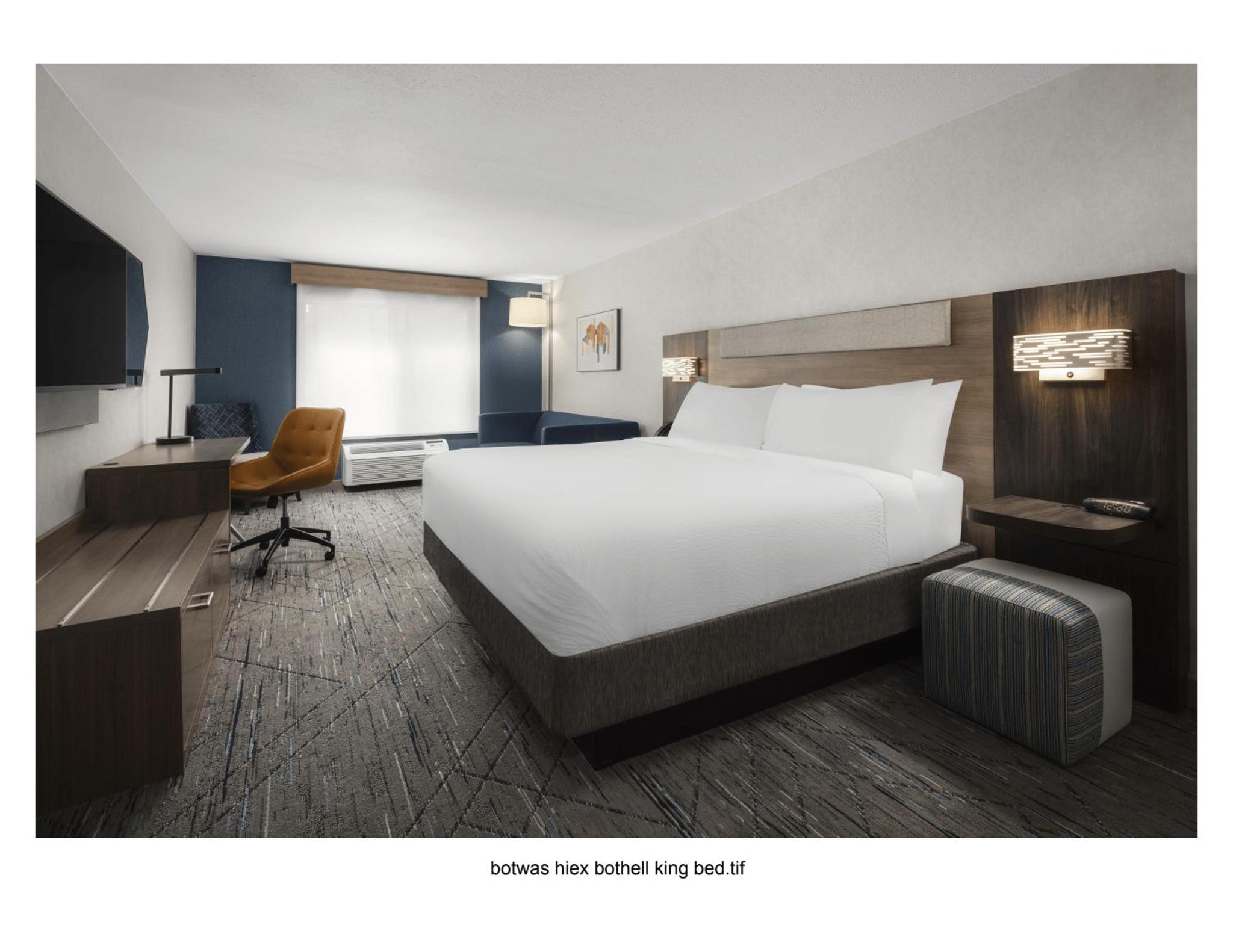 King Suite with Sofa Bed - Photo 6