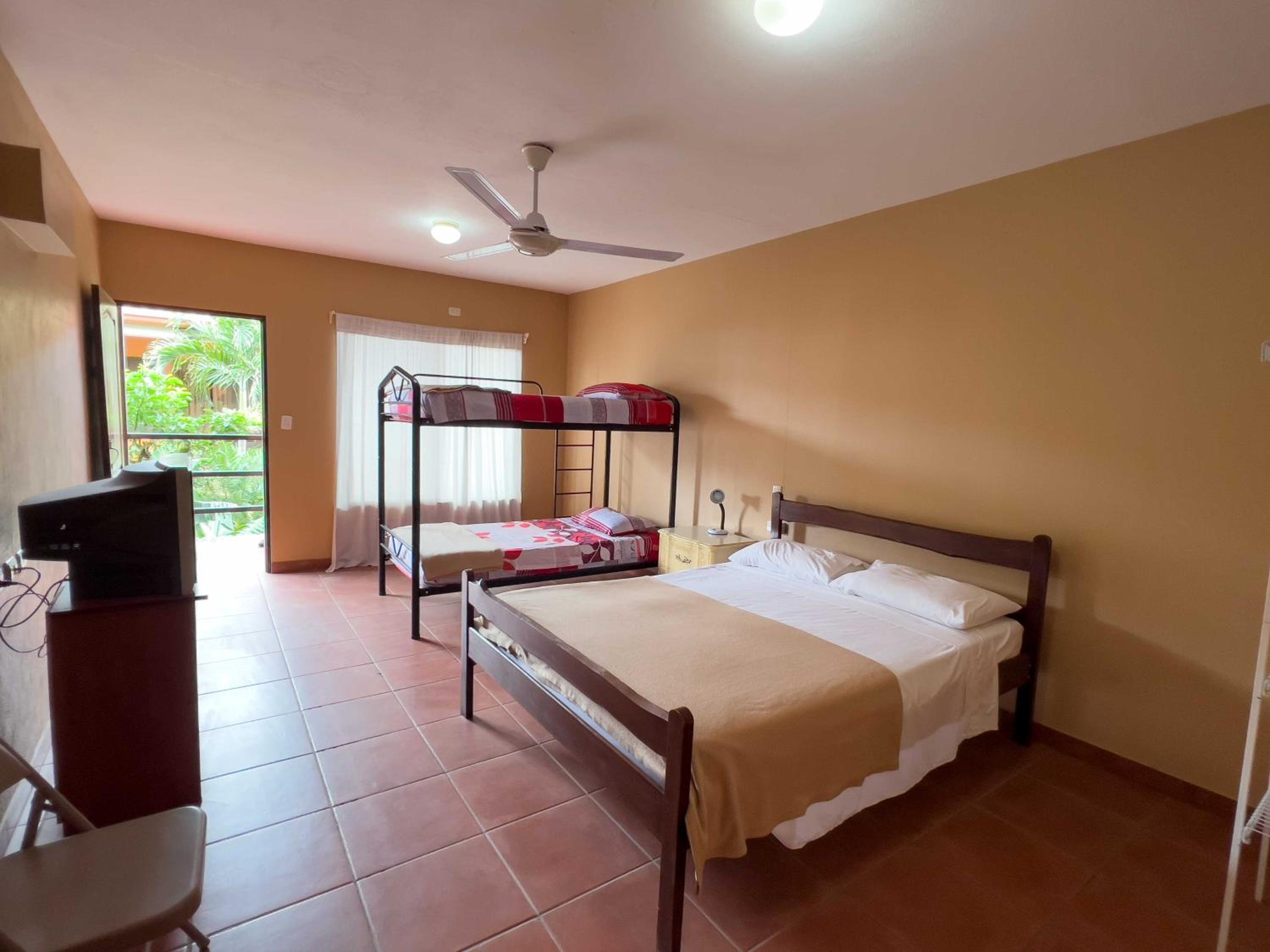 Economy Quadruple Room