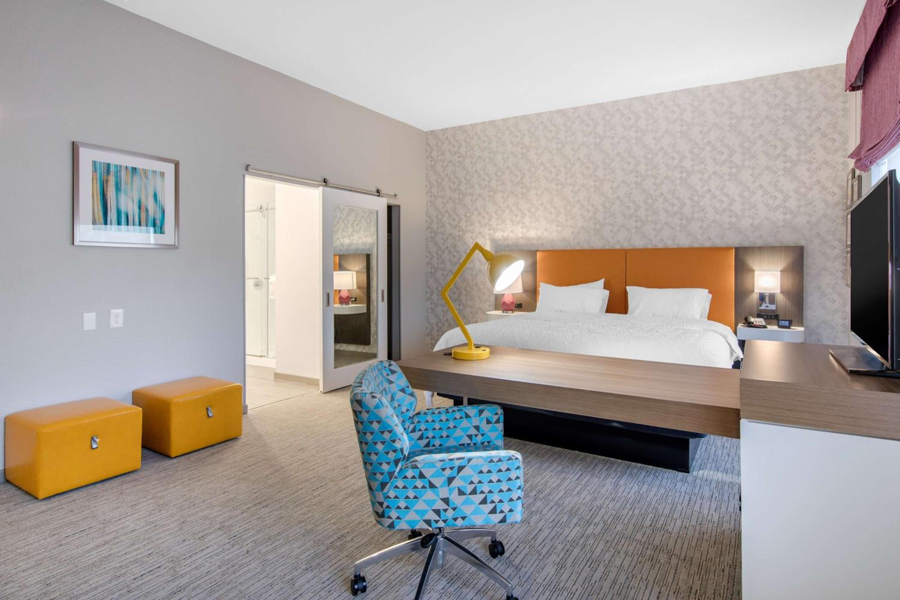 King Studio Suite - Hearing Accessible/Non-Smoking - Photo 1